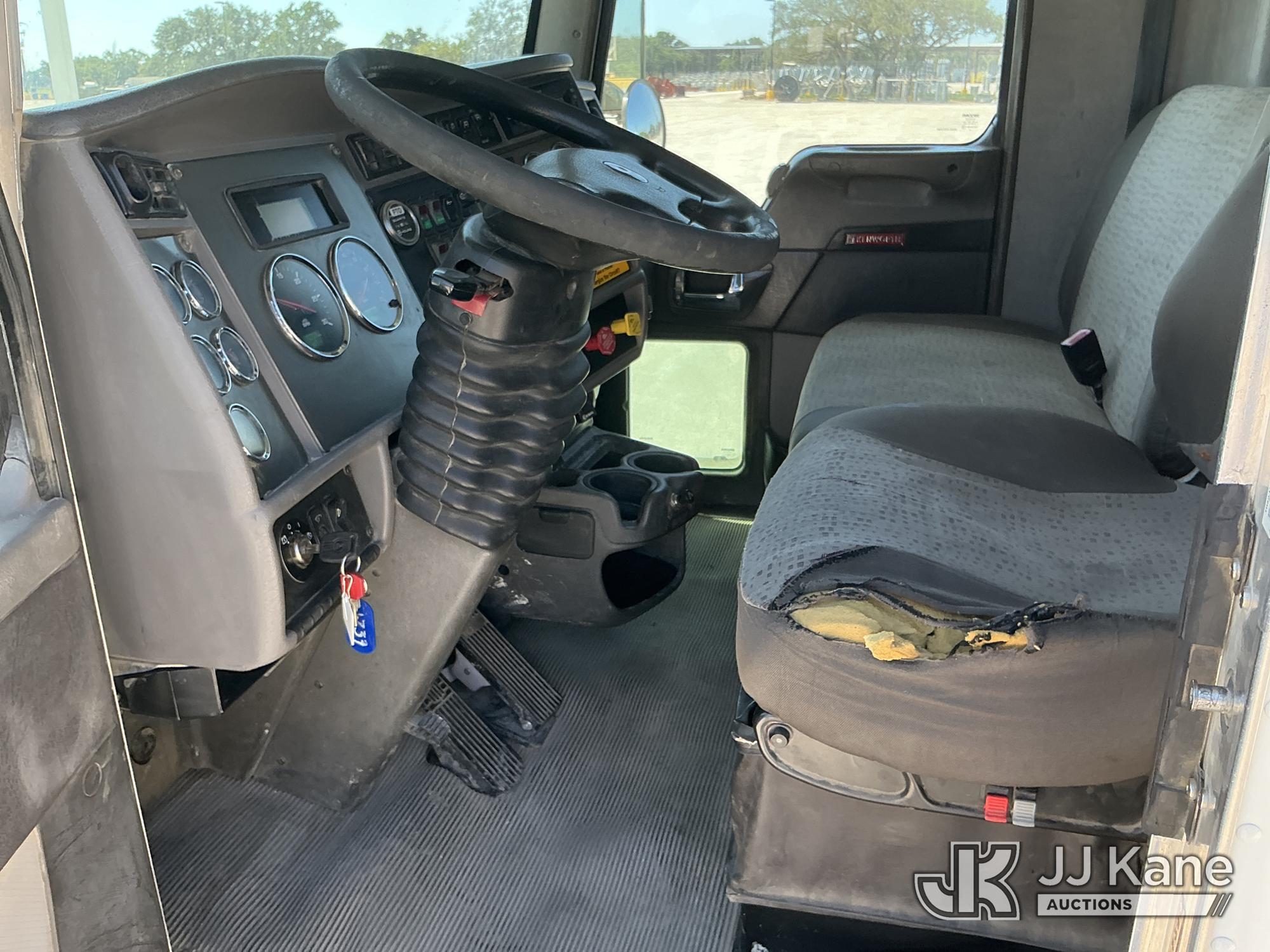 2014 Kenworth T370