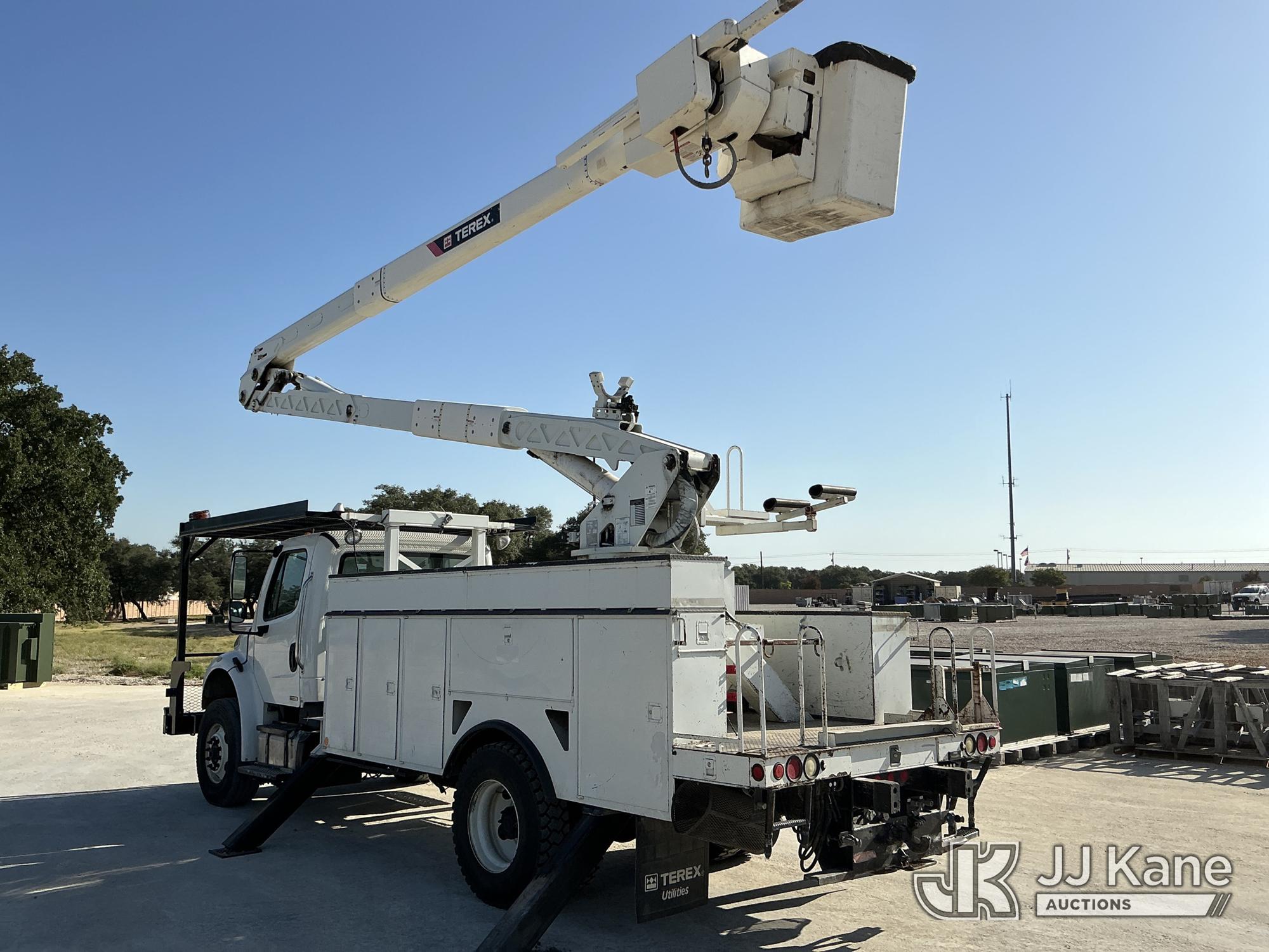 2012 Freightliner M2 106