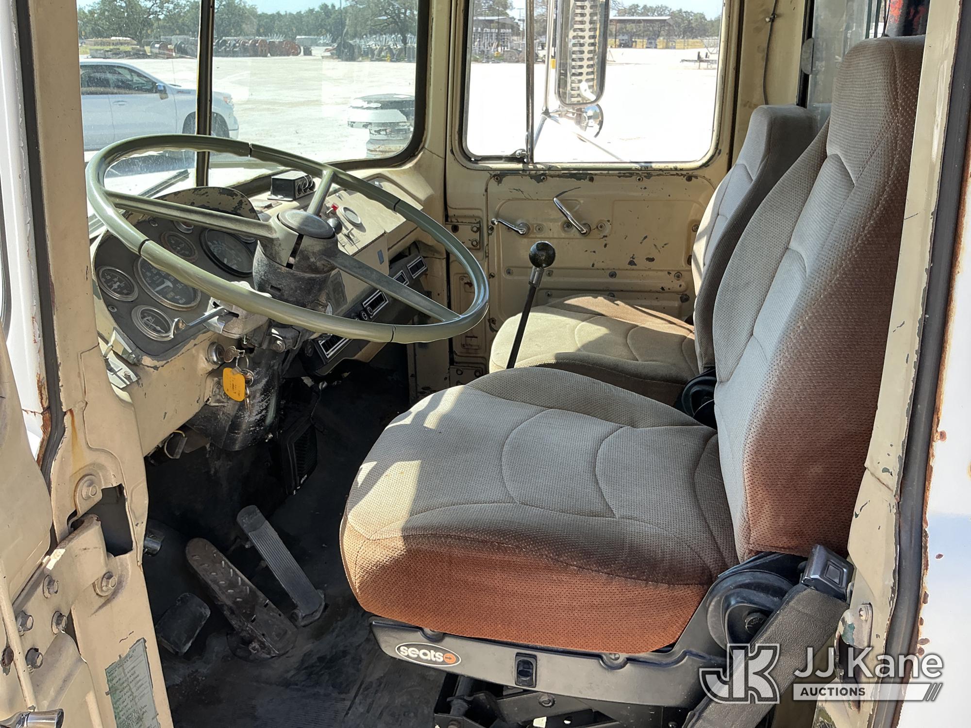 1972 Mack R685