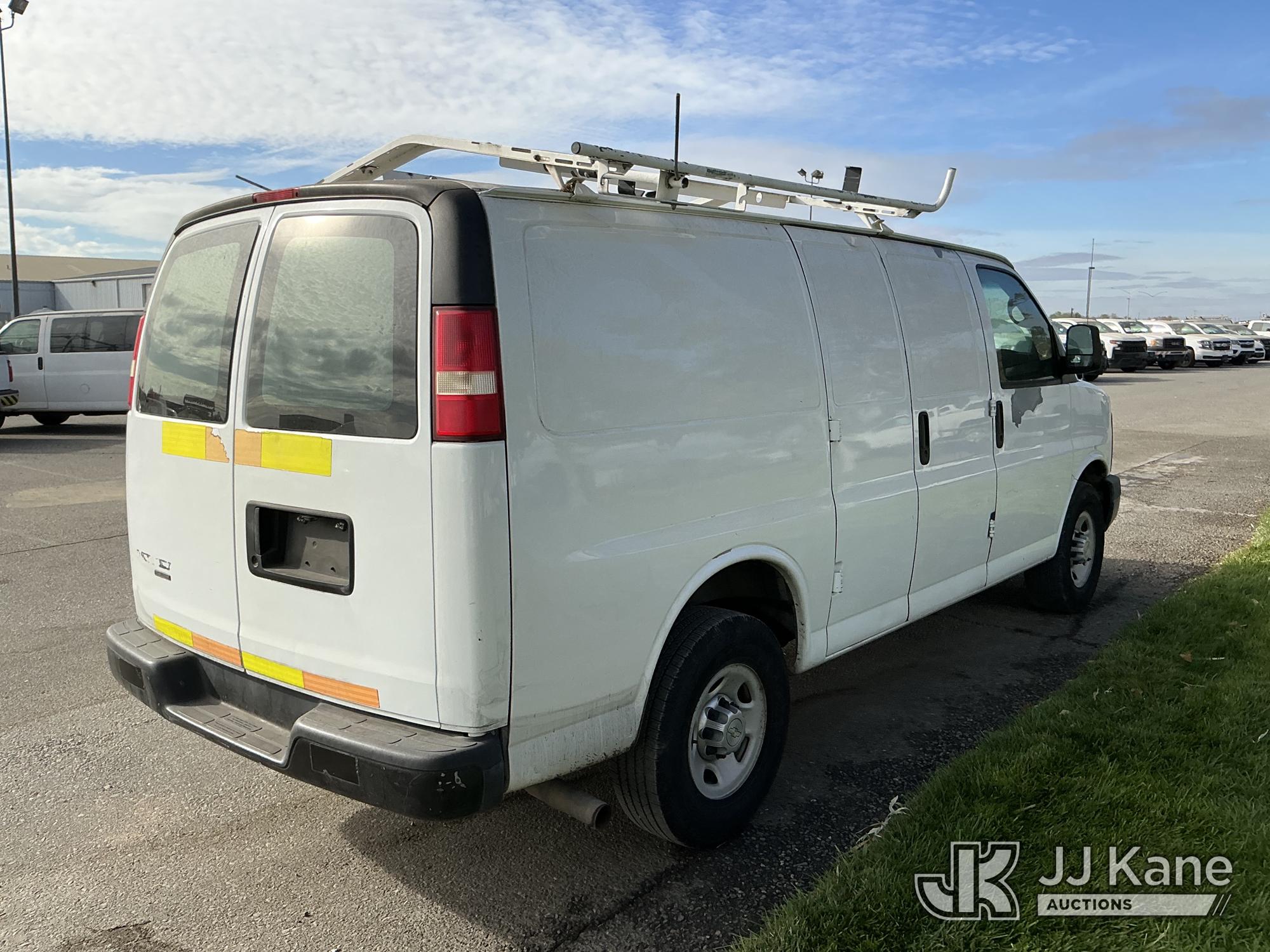 2013 Chevrolet EXPRESS 2500