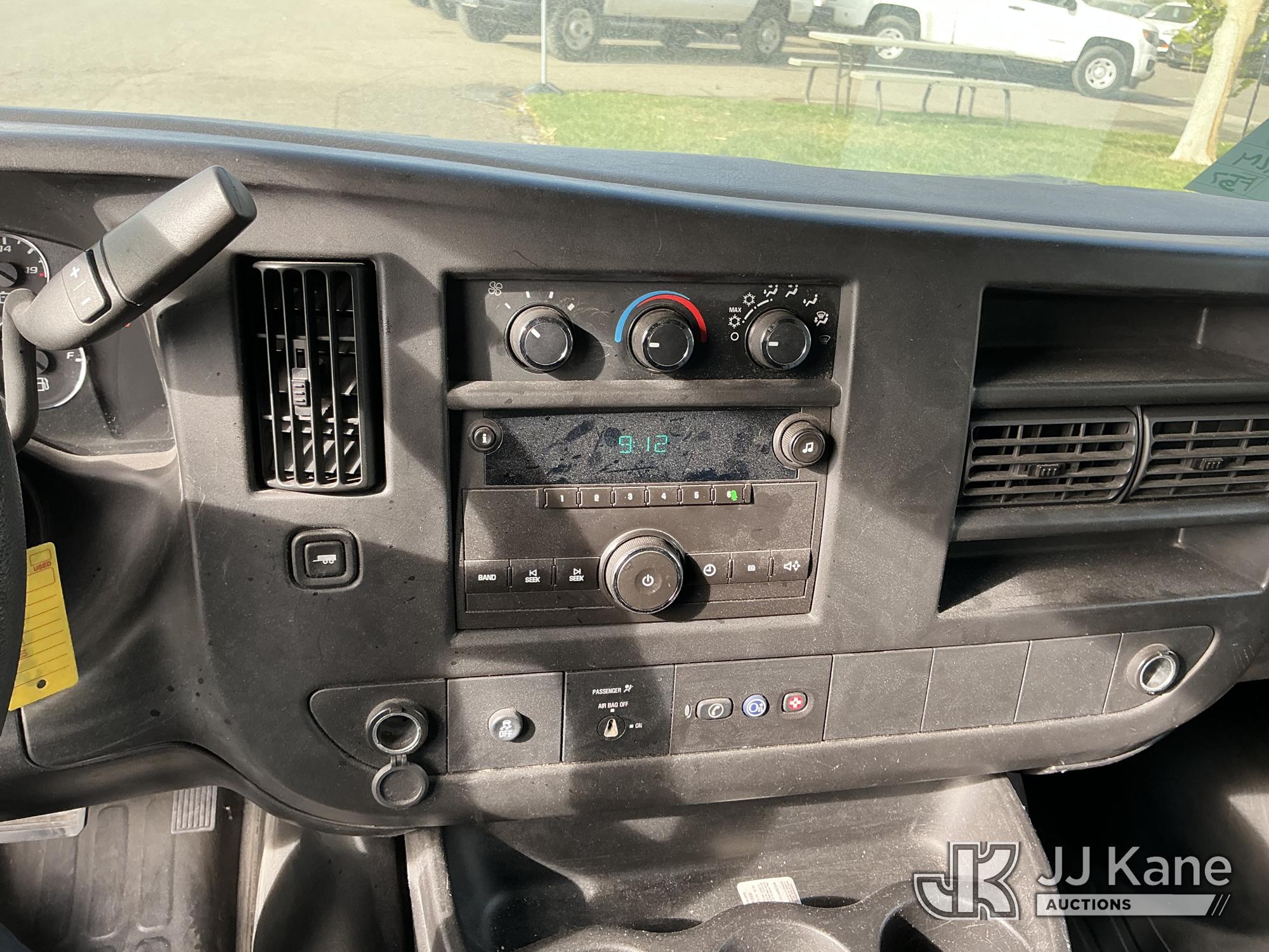 2013 Chevrolet EXPRESS 2500