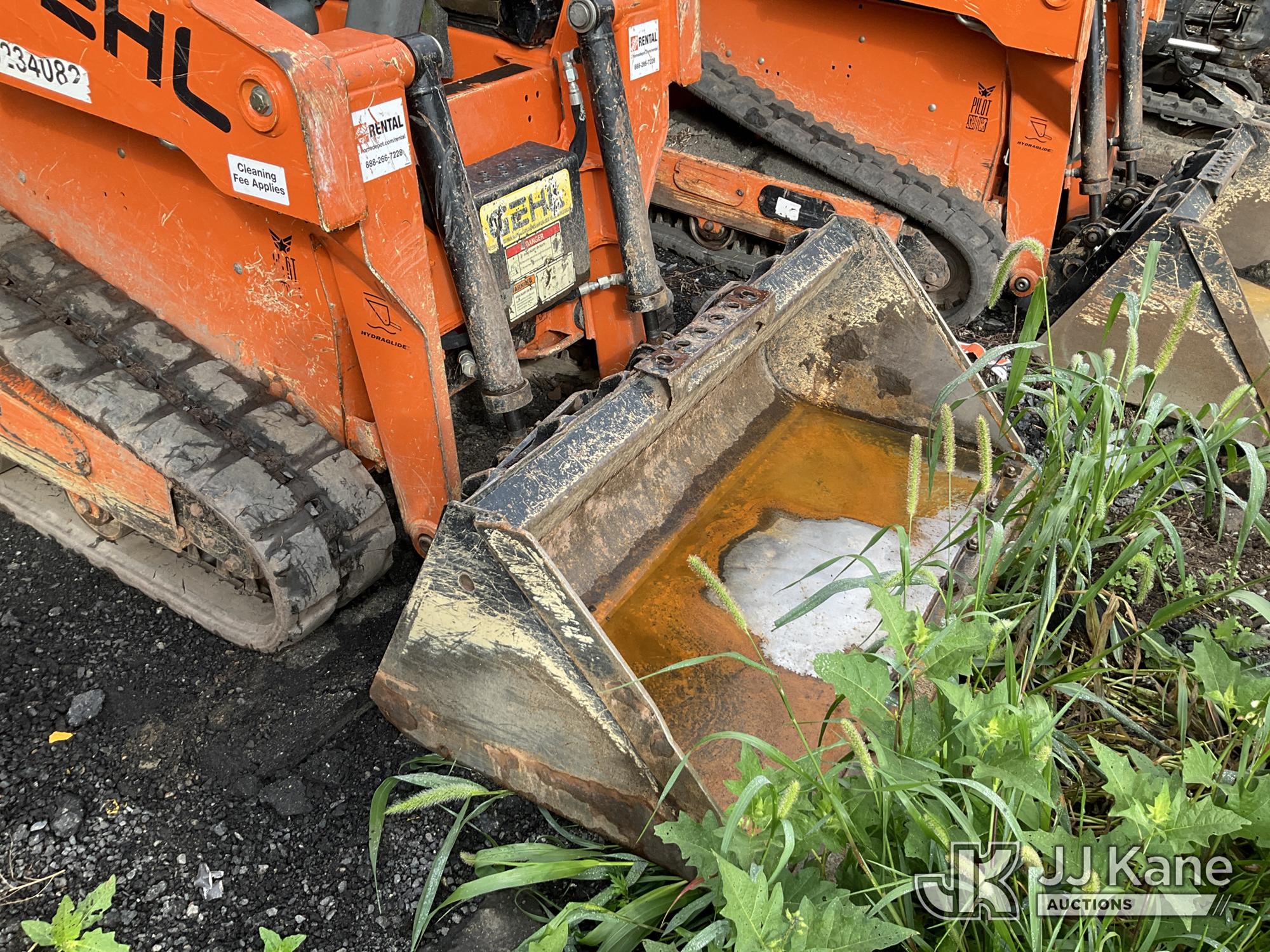 2022 Gehl RT105