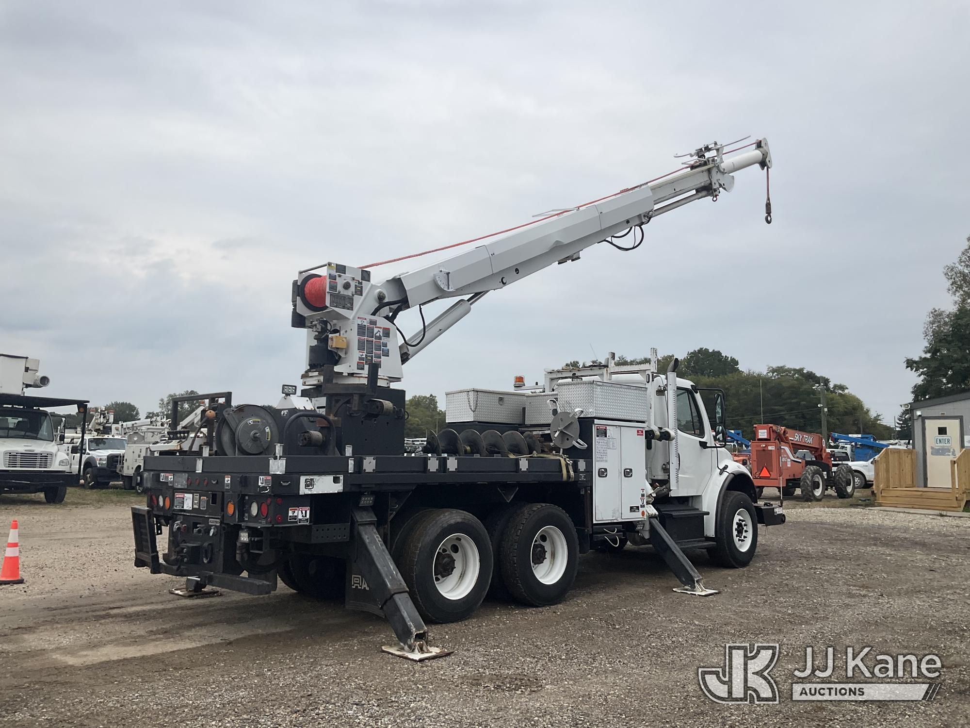 2015 Freightliner M2 106