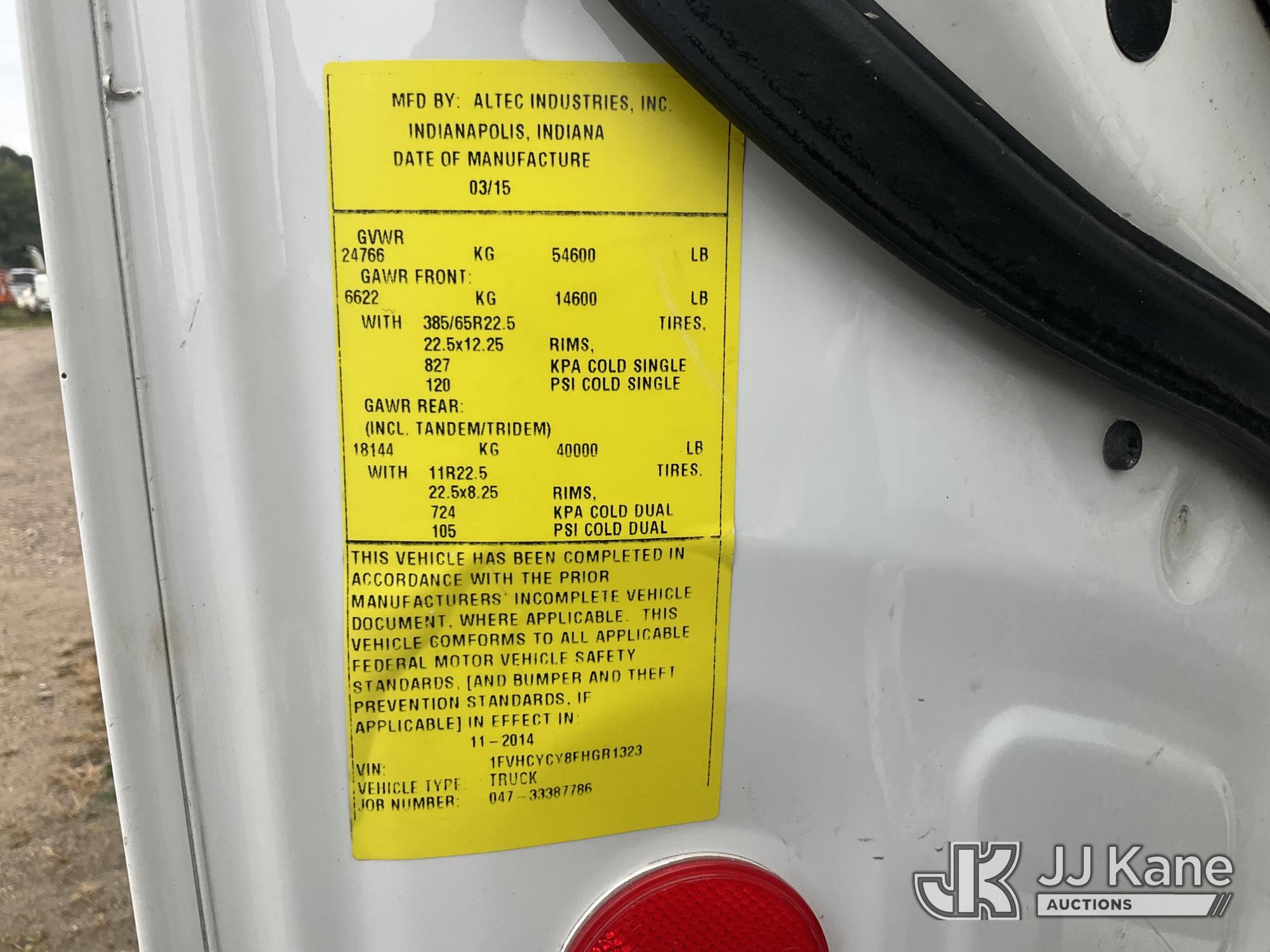 2015 Freightliner M2 106