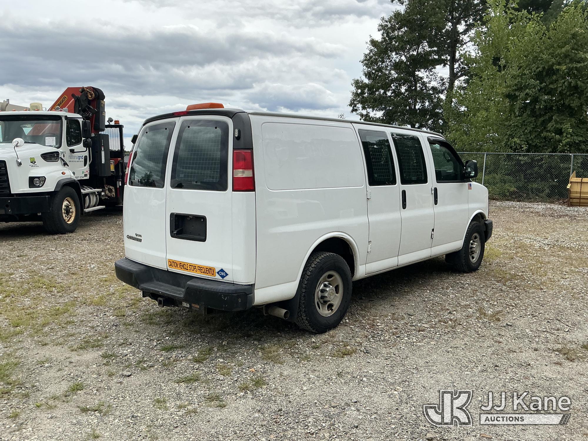 2013 Chevrolet EXPRESS 3500