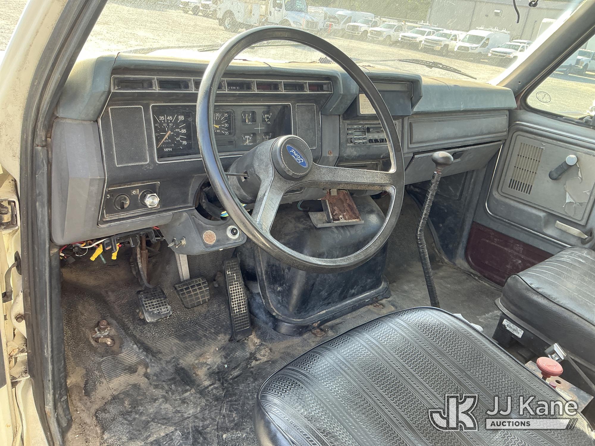 1994 Ford F800F