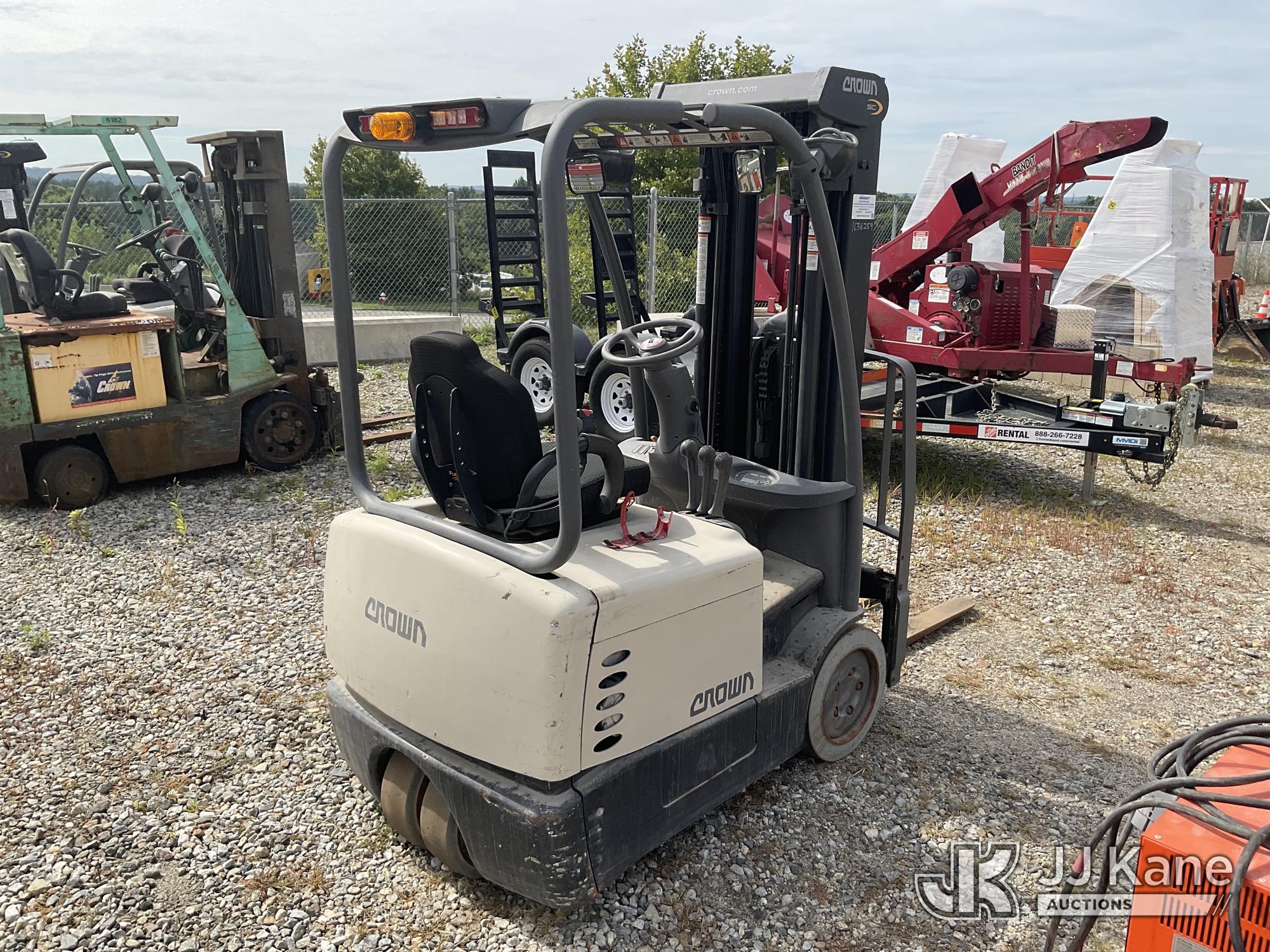 2010 Crown SC4510-30