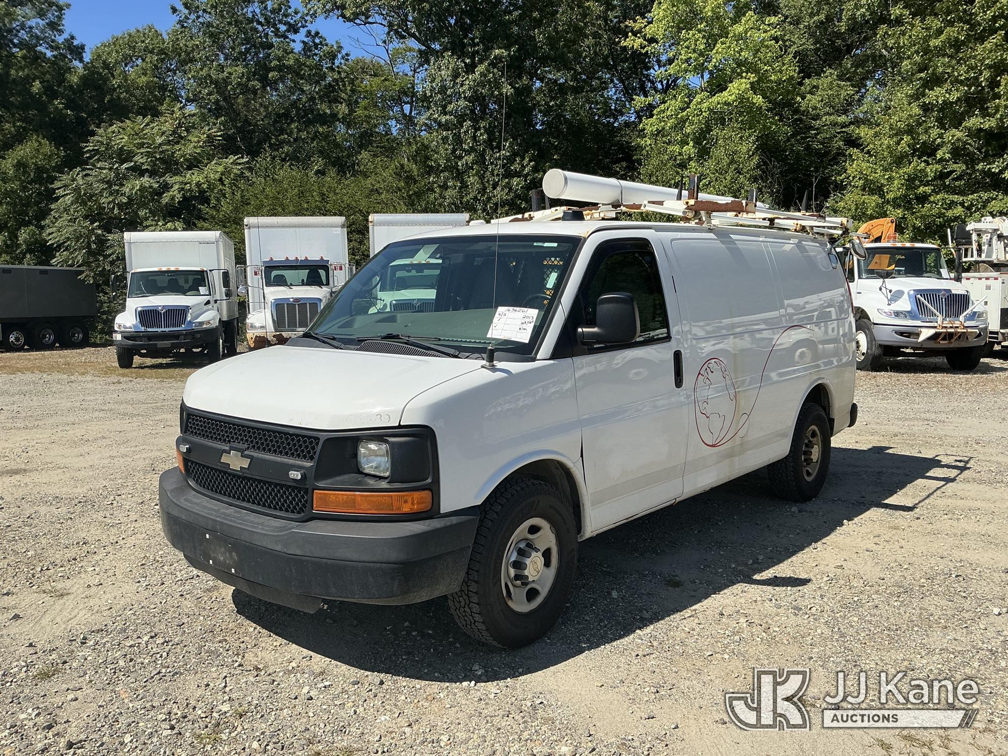 2013 Chevrolet EXPRESS 2500