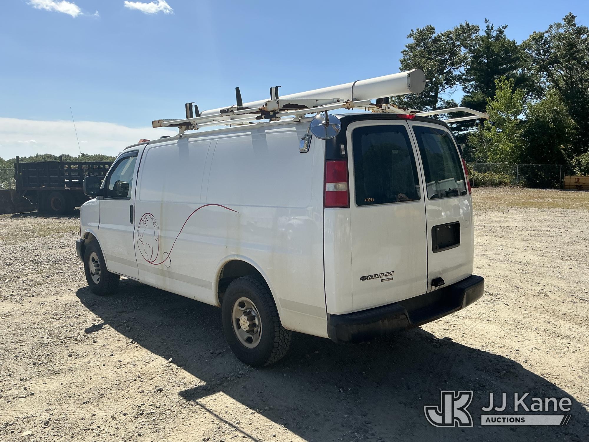 2013 Chevrolet EXPRESS 2500