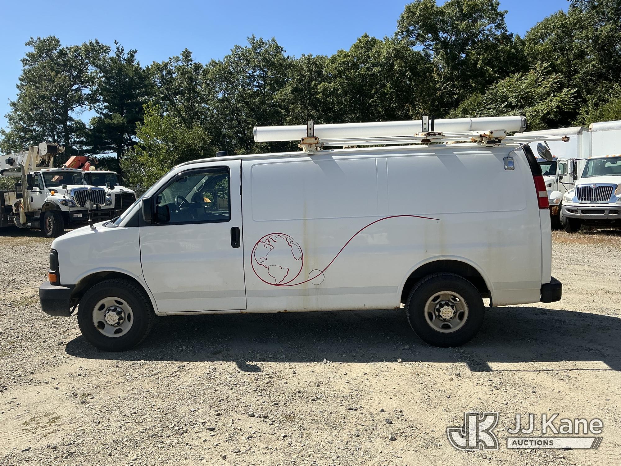 2013 Chevrolet EXPRESS 2500