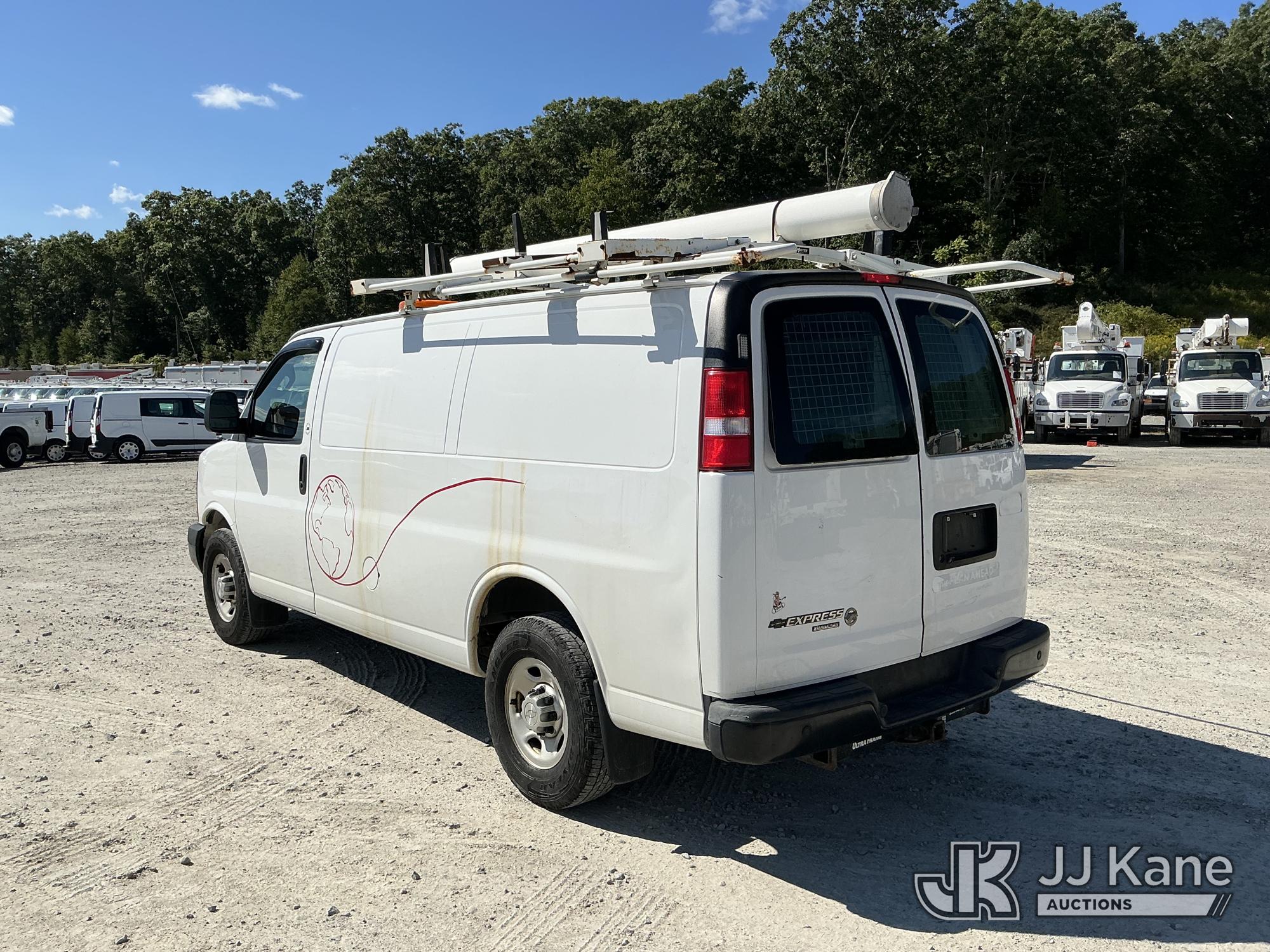 2016 Chevrolet EXPRESS 3500