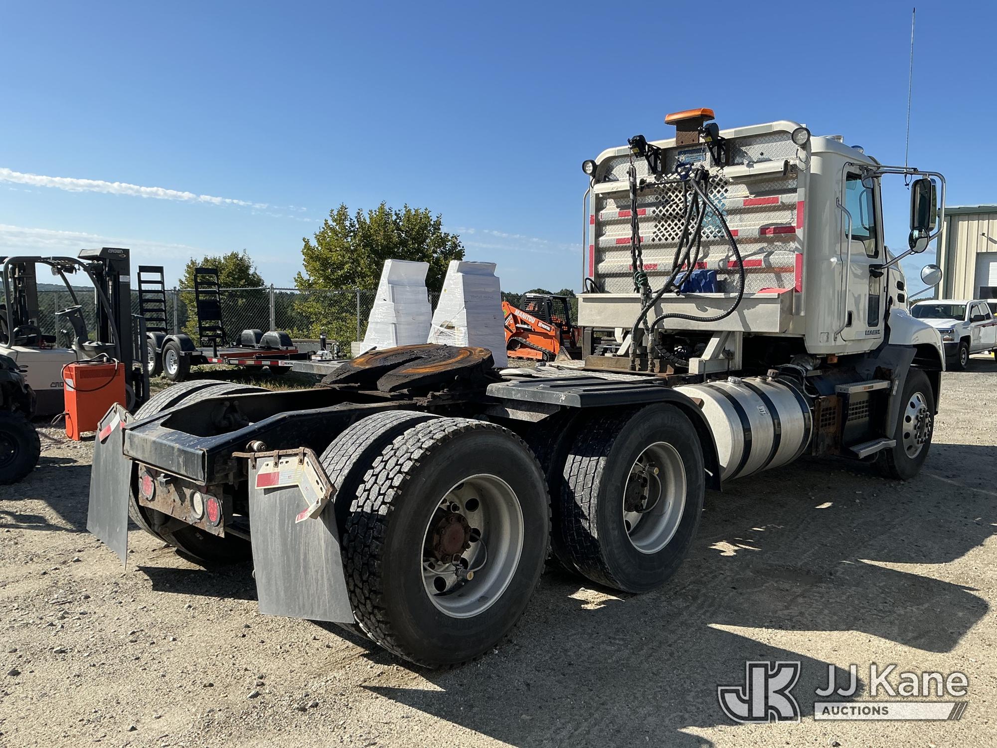 2019 Mack CXU613