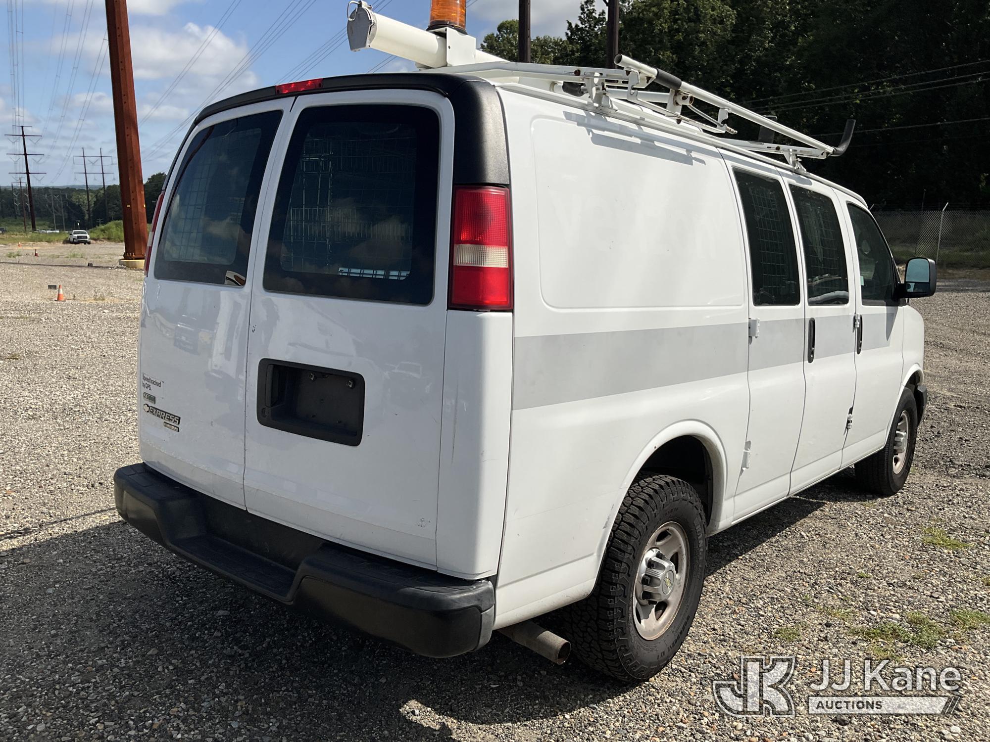 2011 Chevrolet EXPRESS G2500