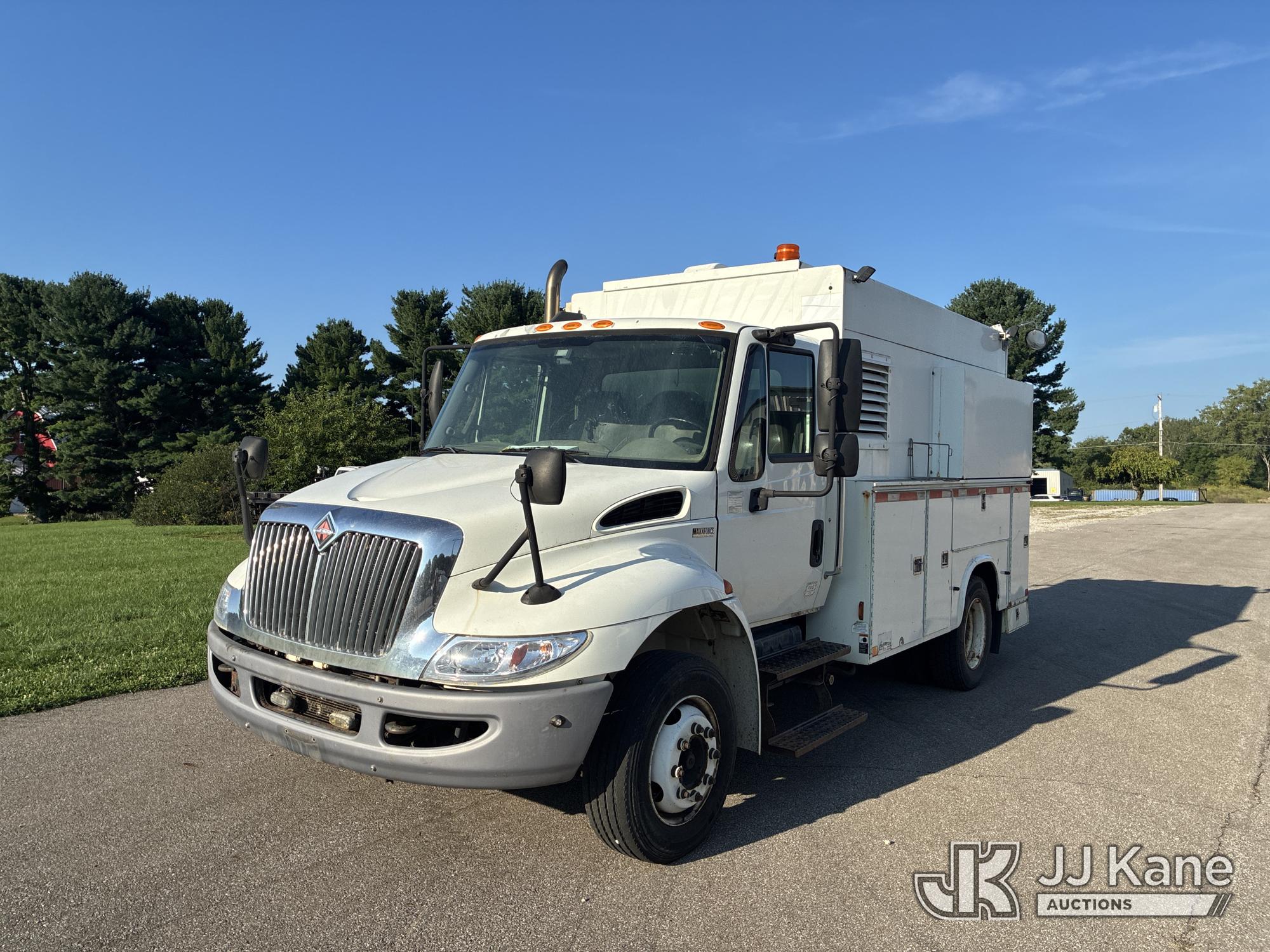 2015 International 4300 LP