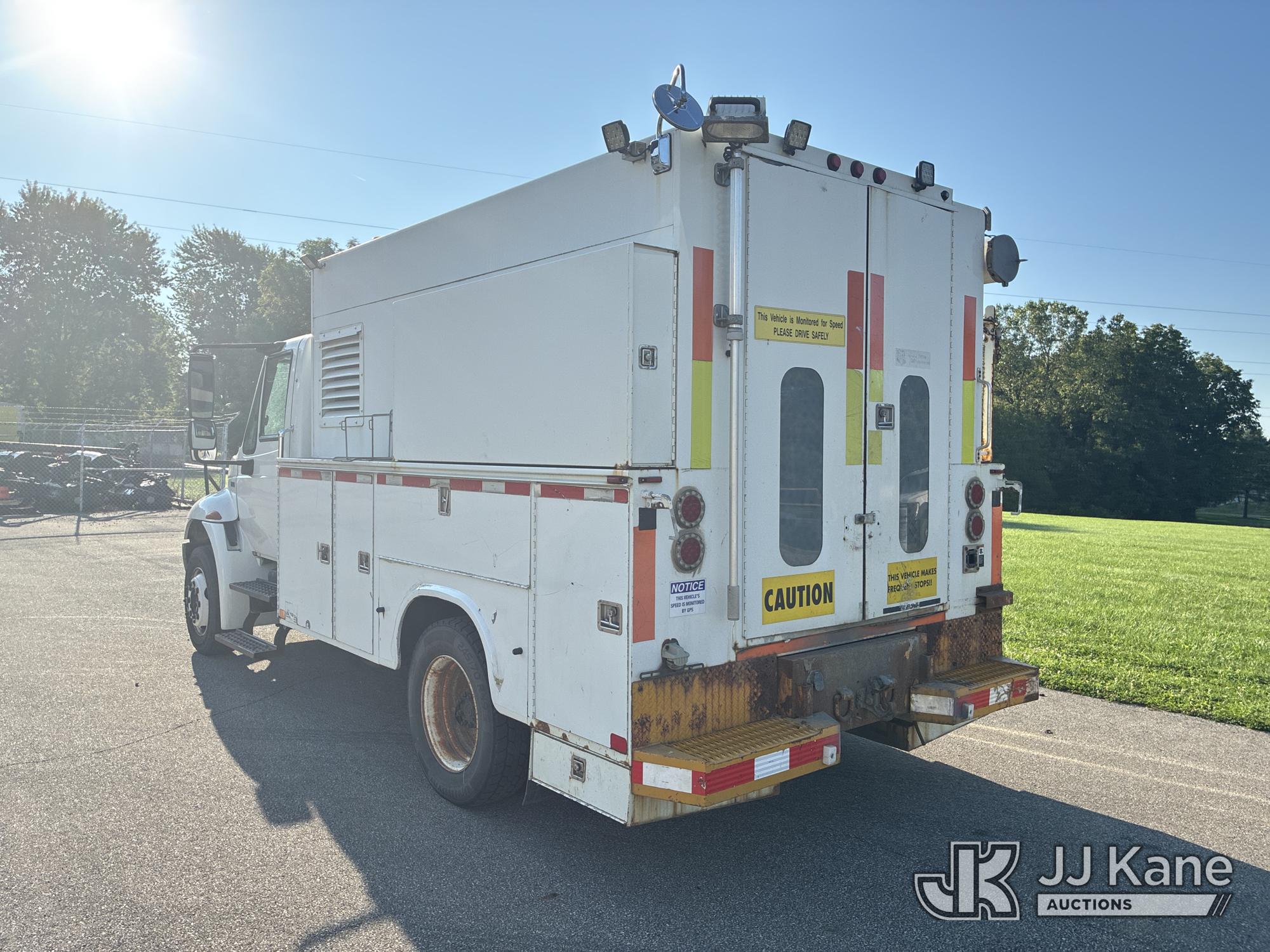 2015 International 4300 LP