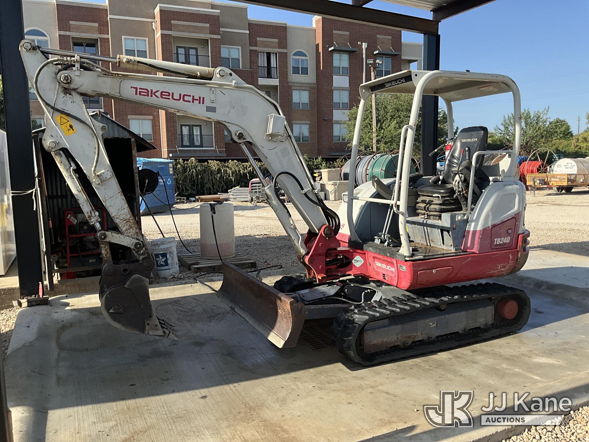 Photo of Takeuchi TB240