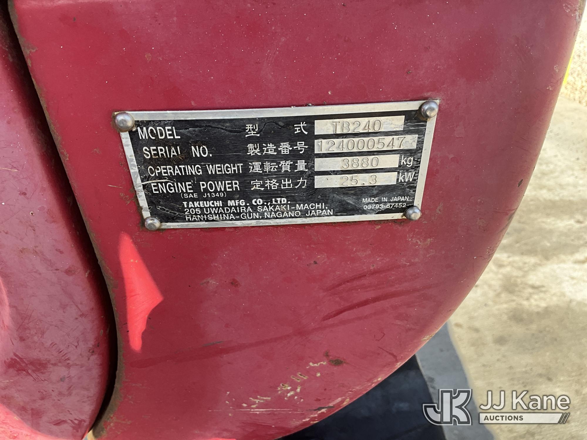 0 Takeuchi TB240
