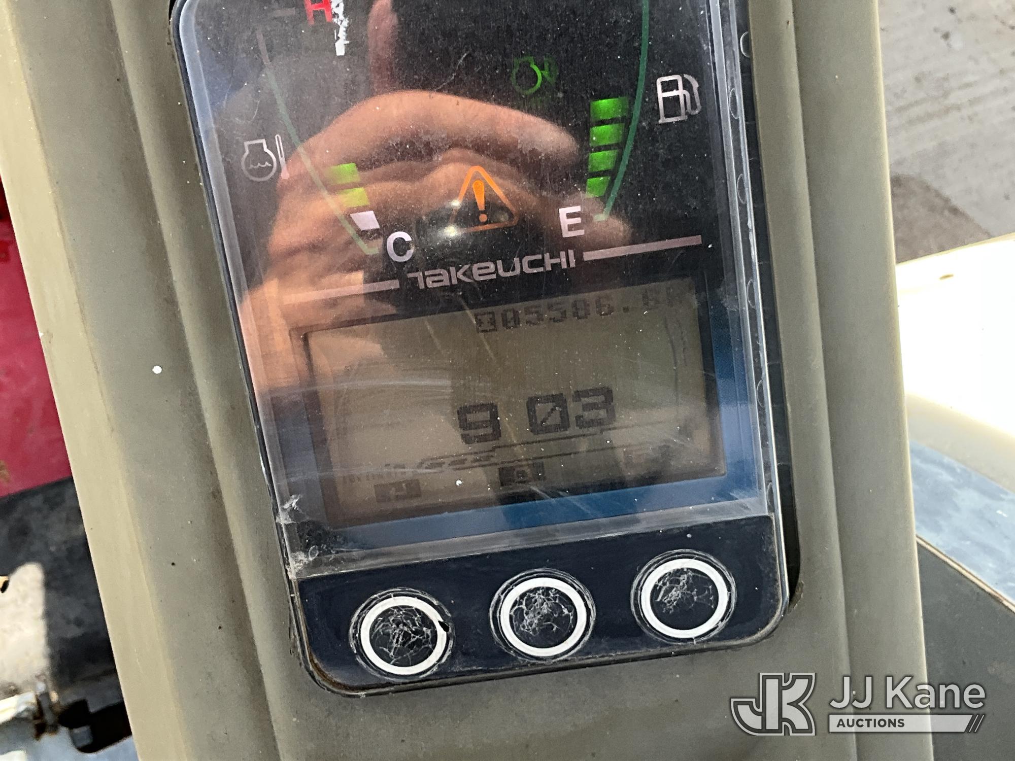 0 Takeuchi TB240