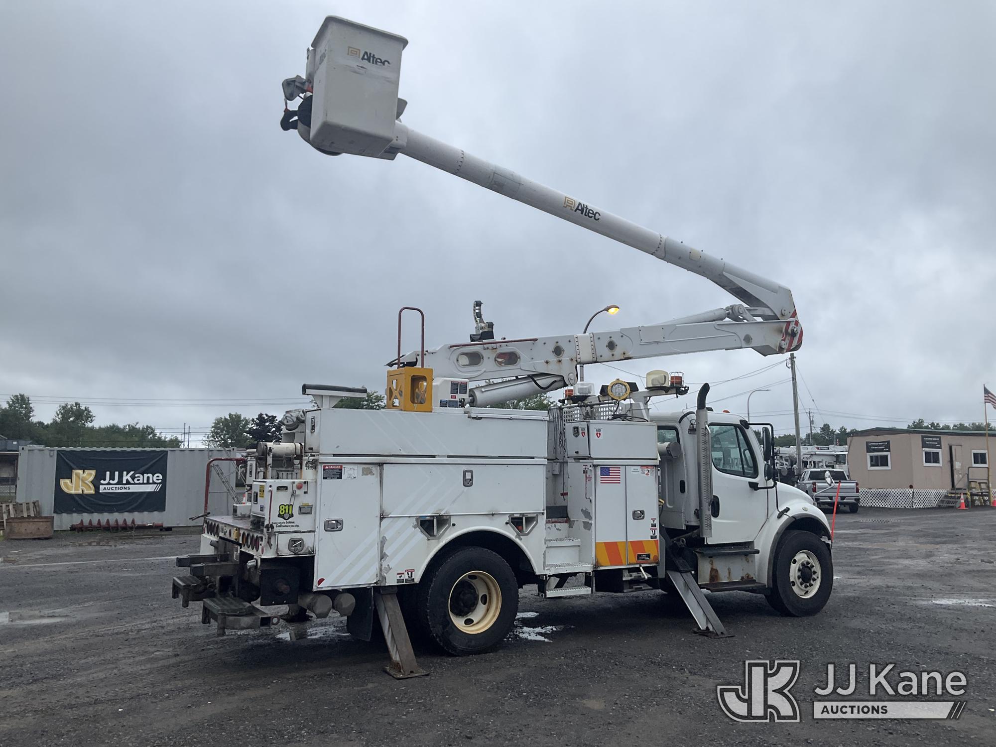 2016 Freightliner M2-106