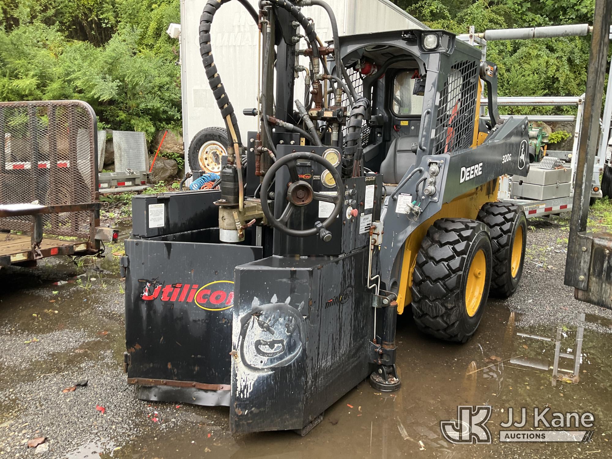 2020 John Deere 320G