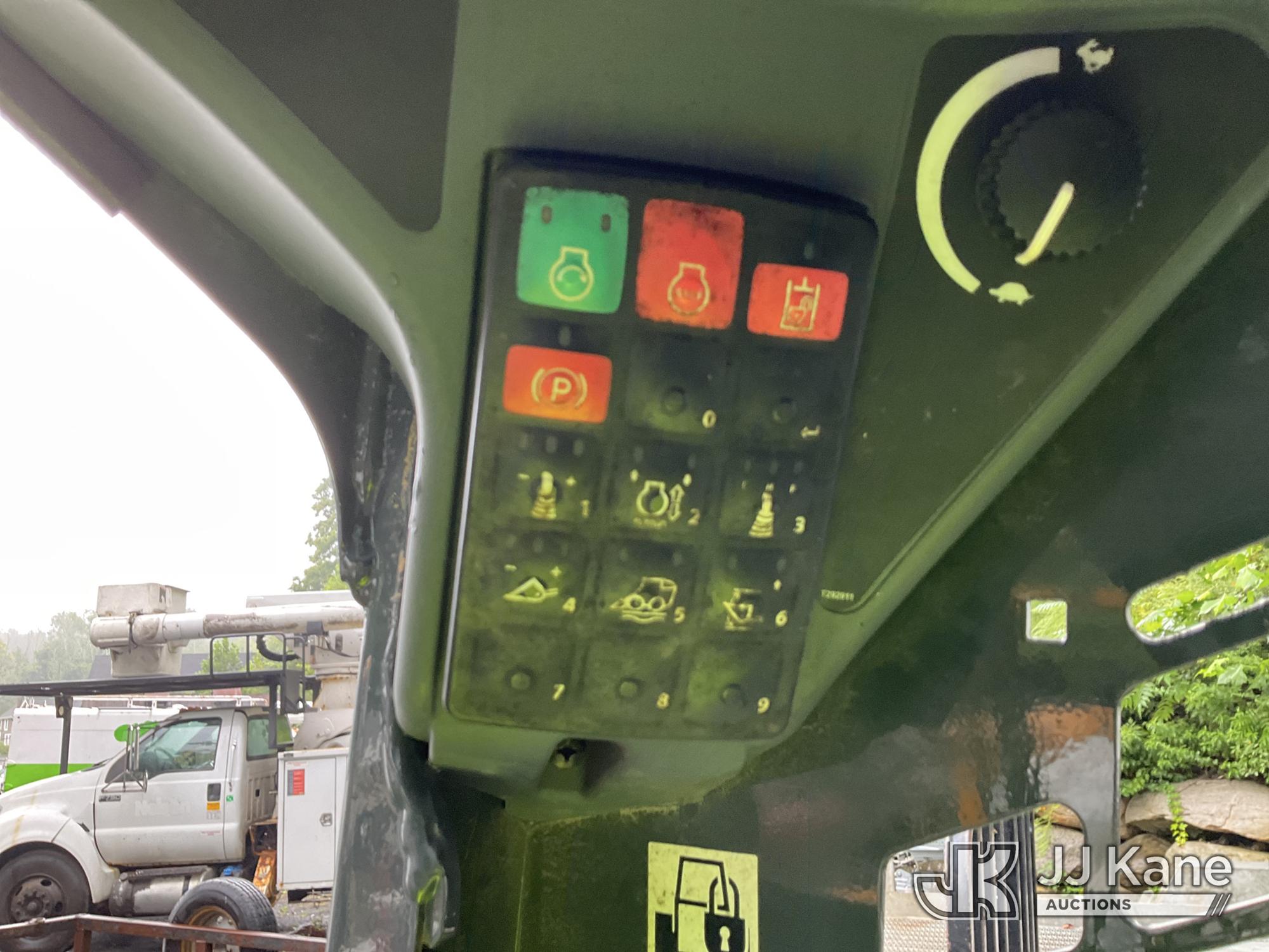 2020 John Deere 320G