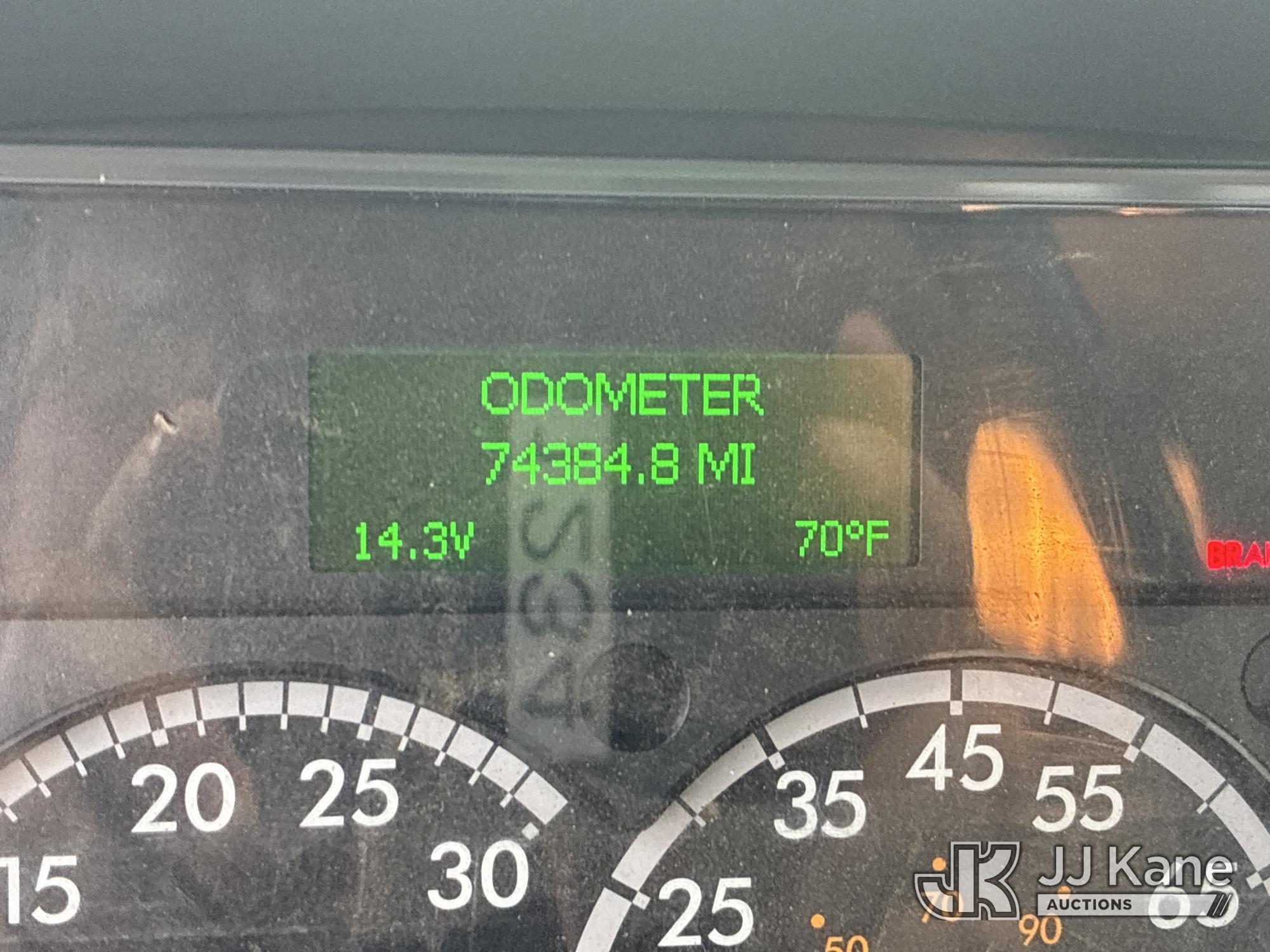 2019 Freightliner M2-106