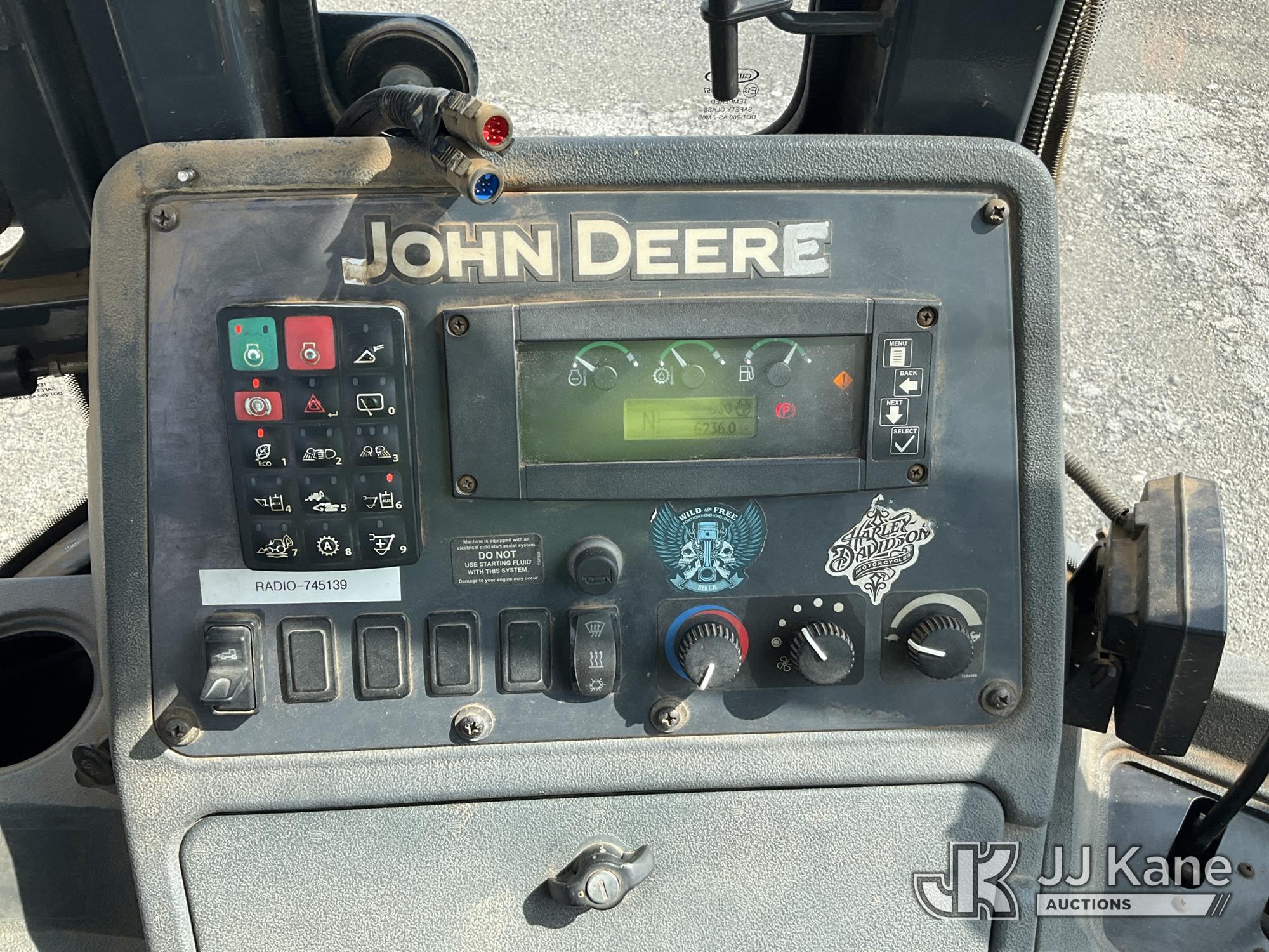 2016 John Deere 310SL 4X4