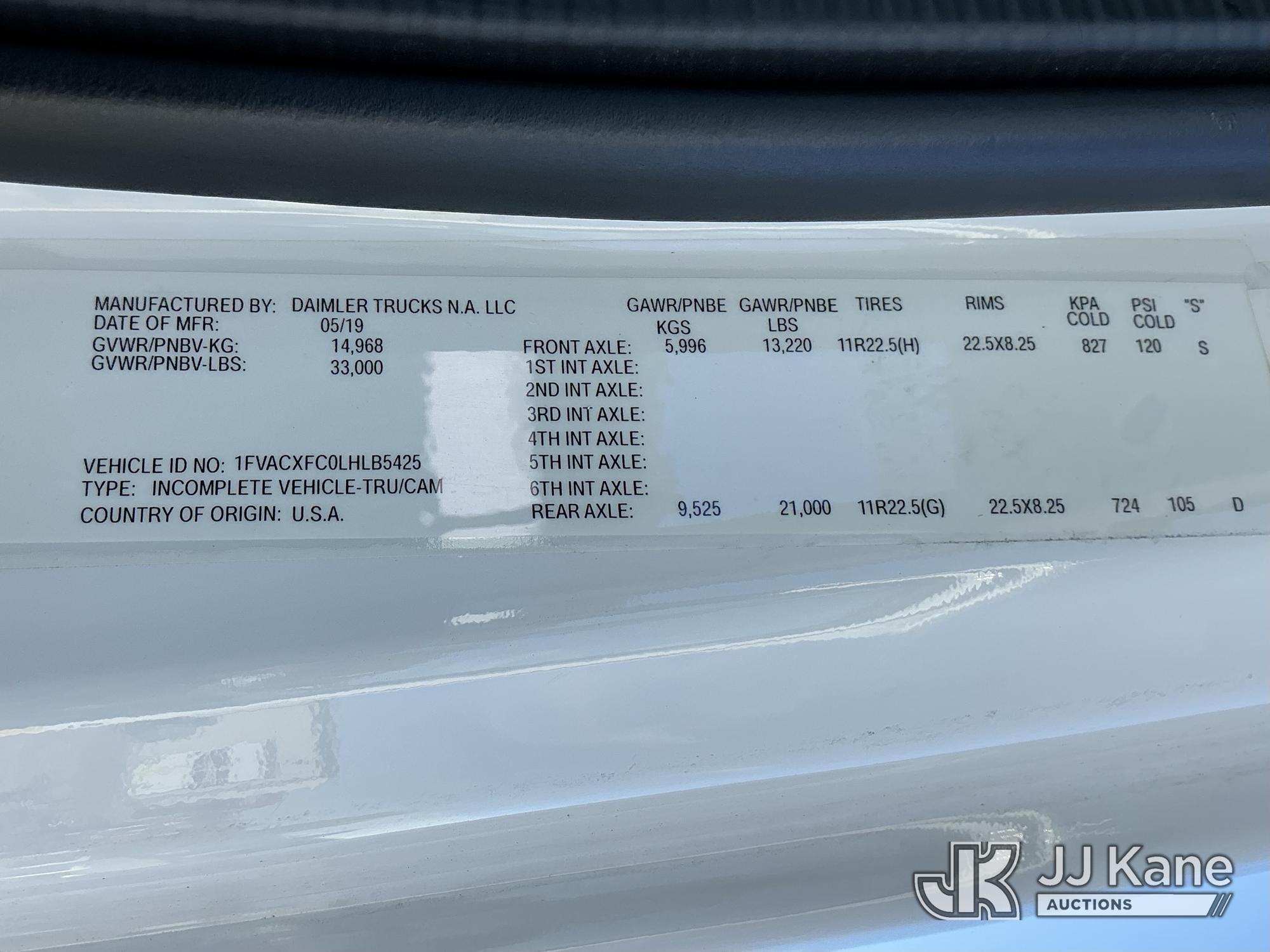 2020 Freightliner M2
