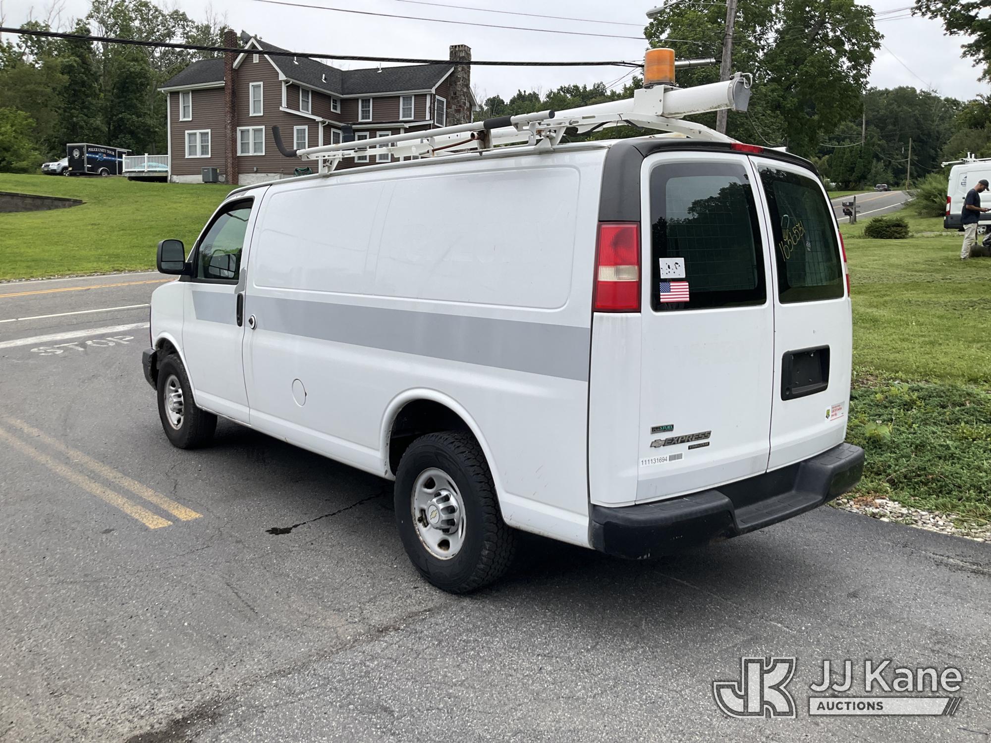 2011 Chevrolet EXPRESS G2500