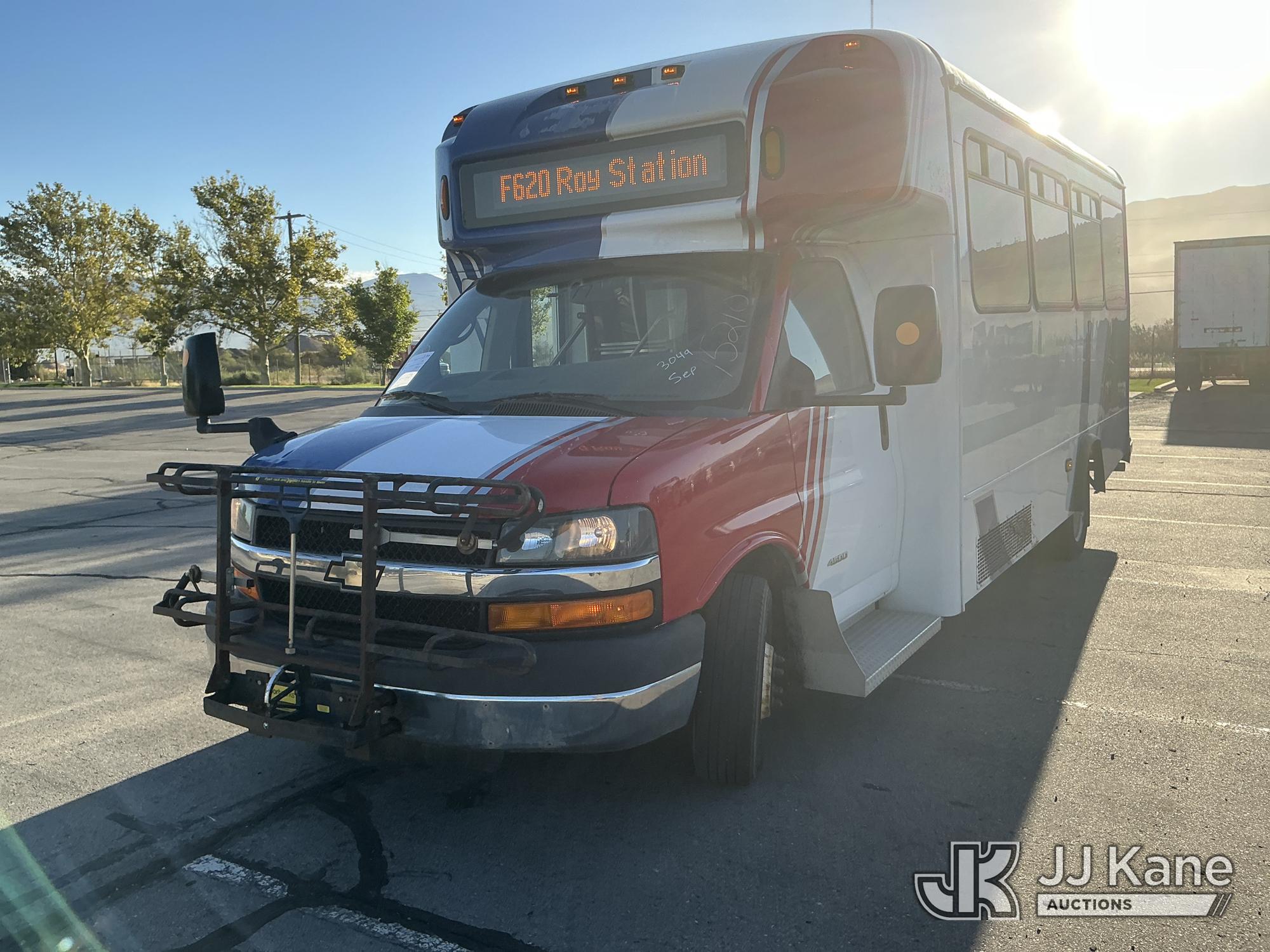 Photo of 2015 Chevrolet Express G4500