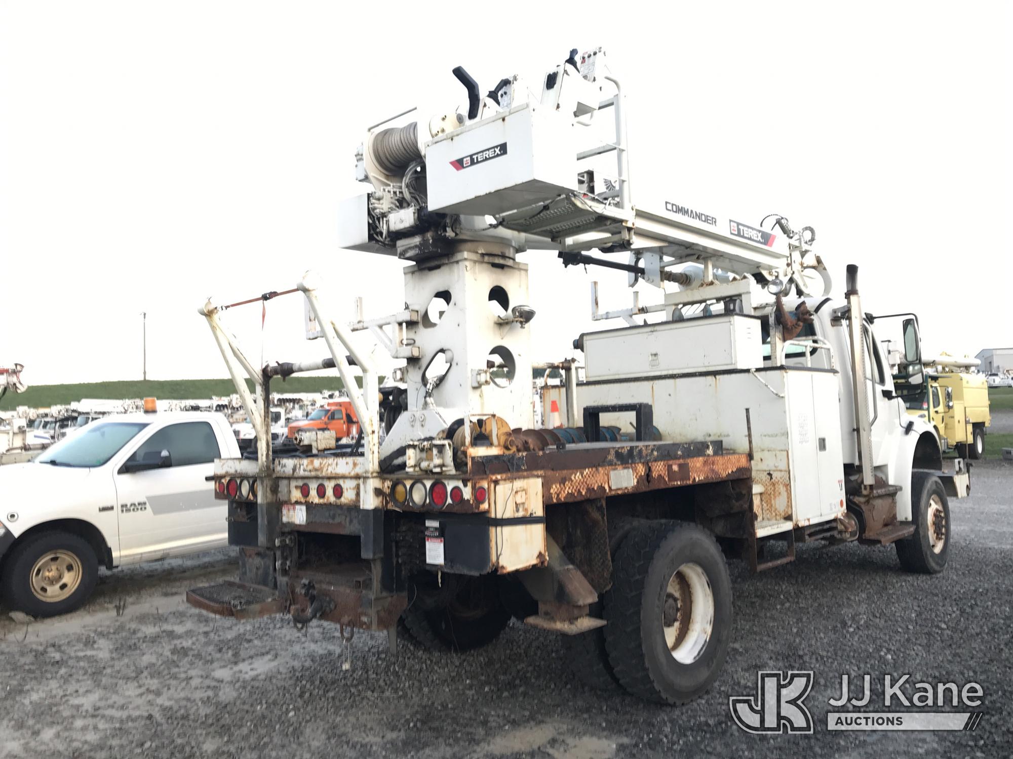 2013 Freightliner M2 106
