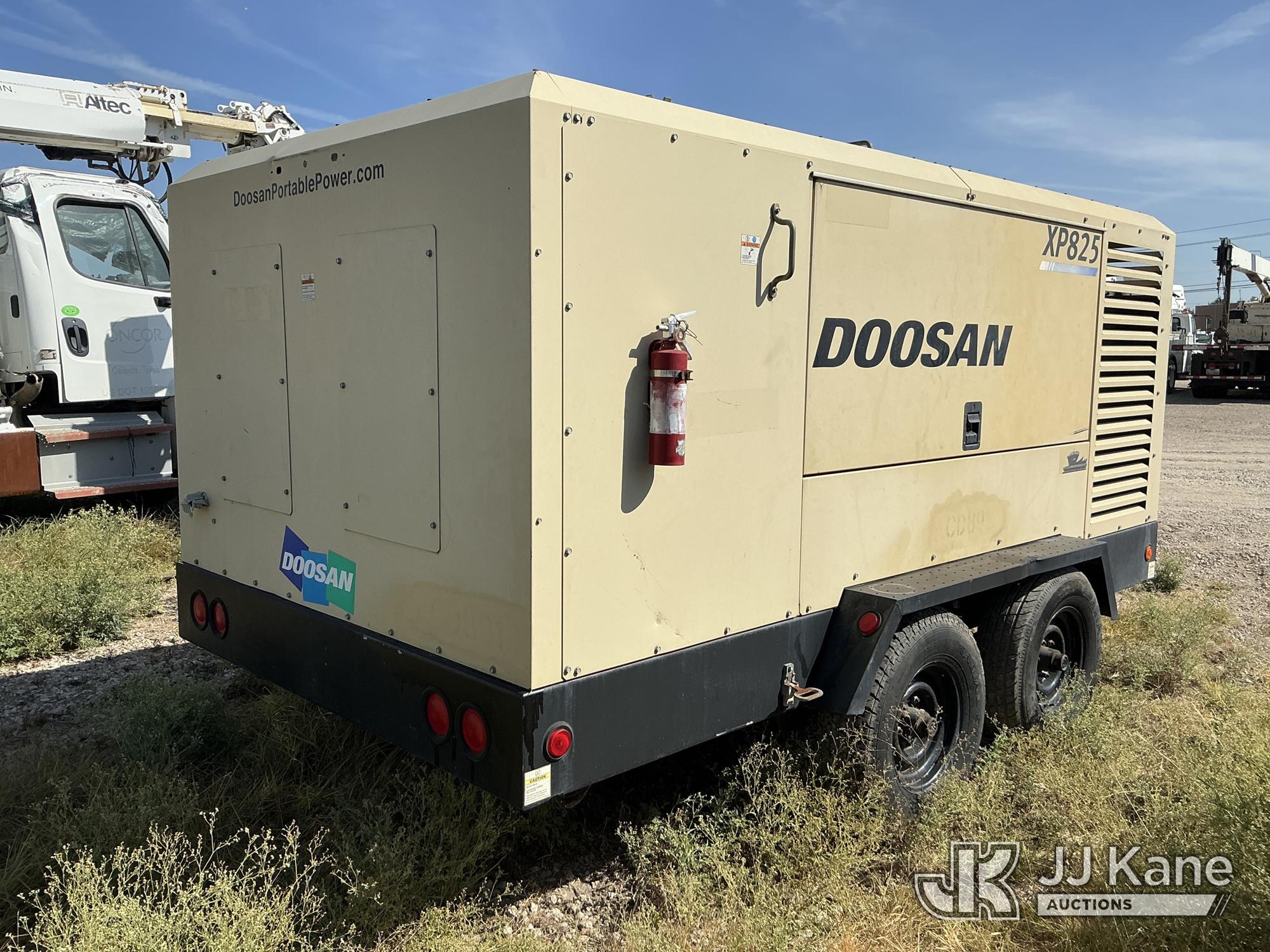 0 Doosan XP825