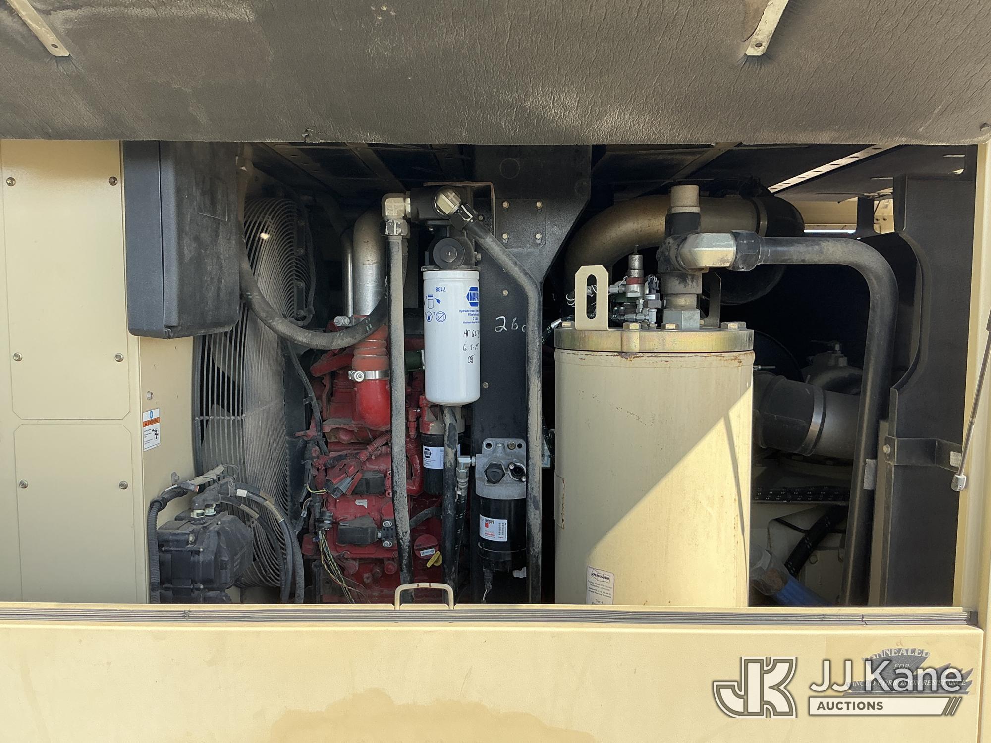 0 Doosan XP825