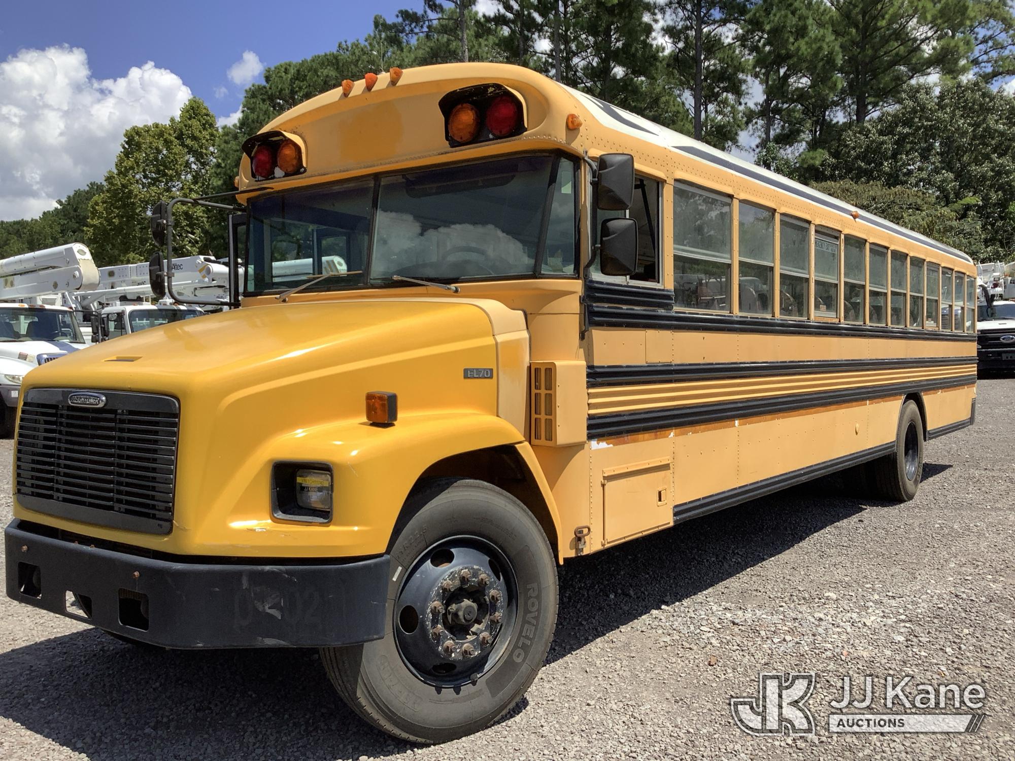 2001 Freightliner FS65