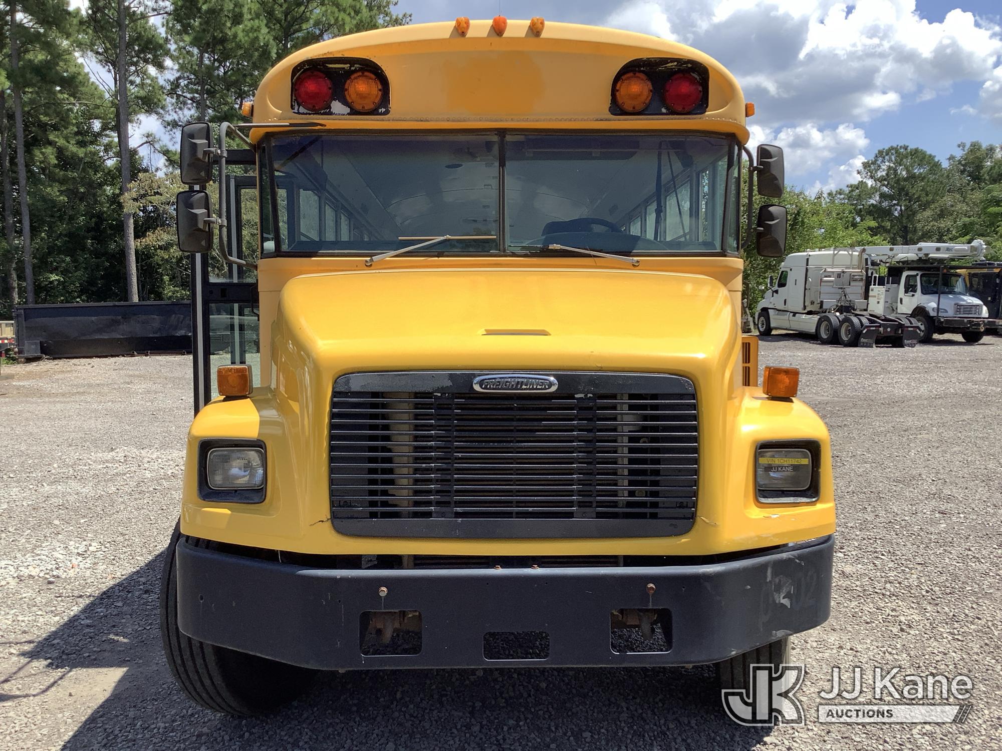 2001 Freightliner FS65
