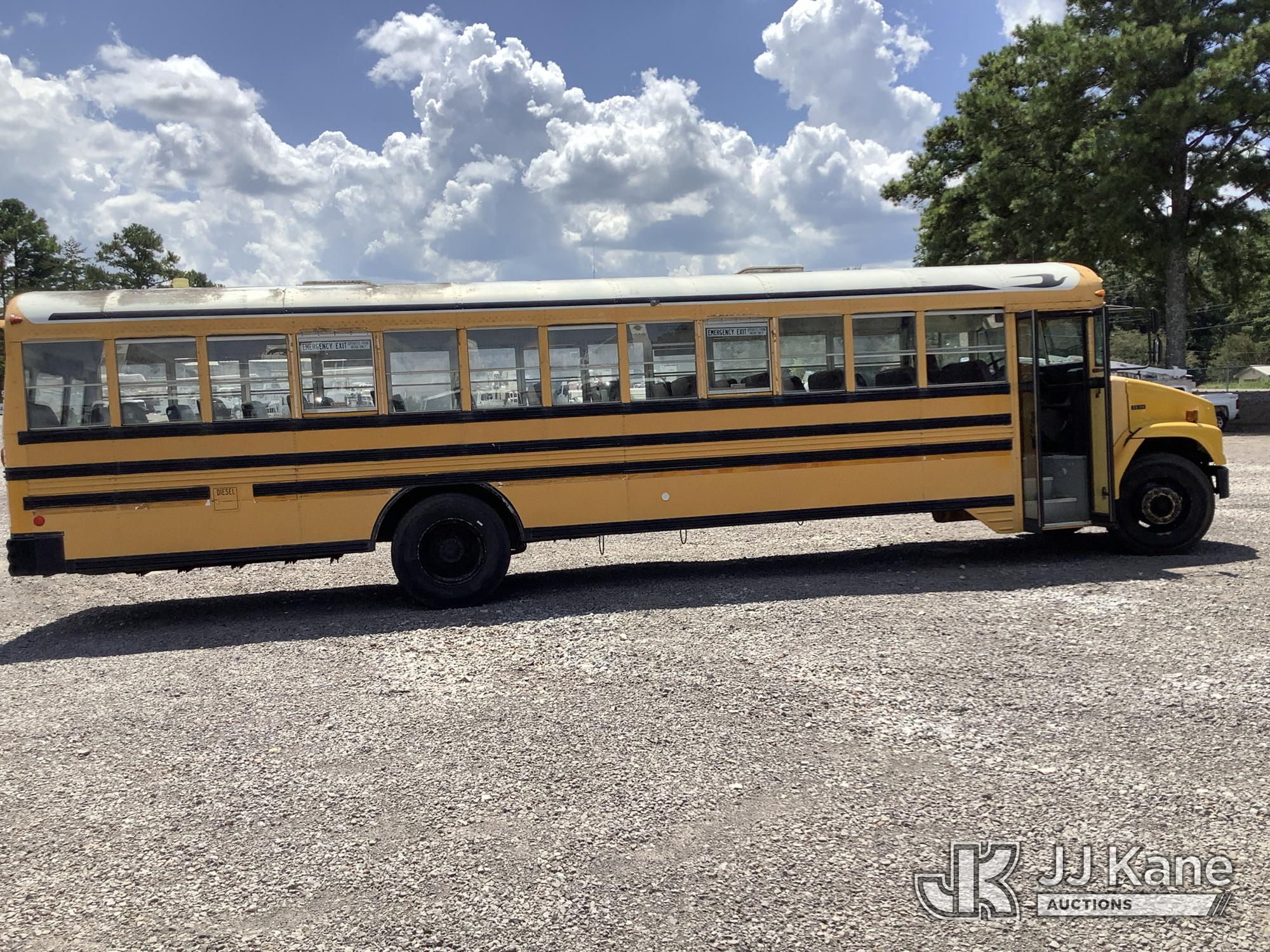 2001 Freightliner FS65