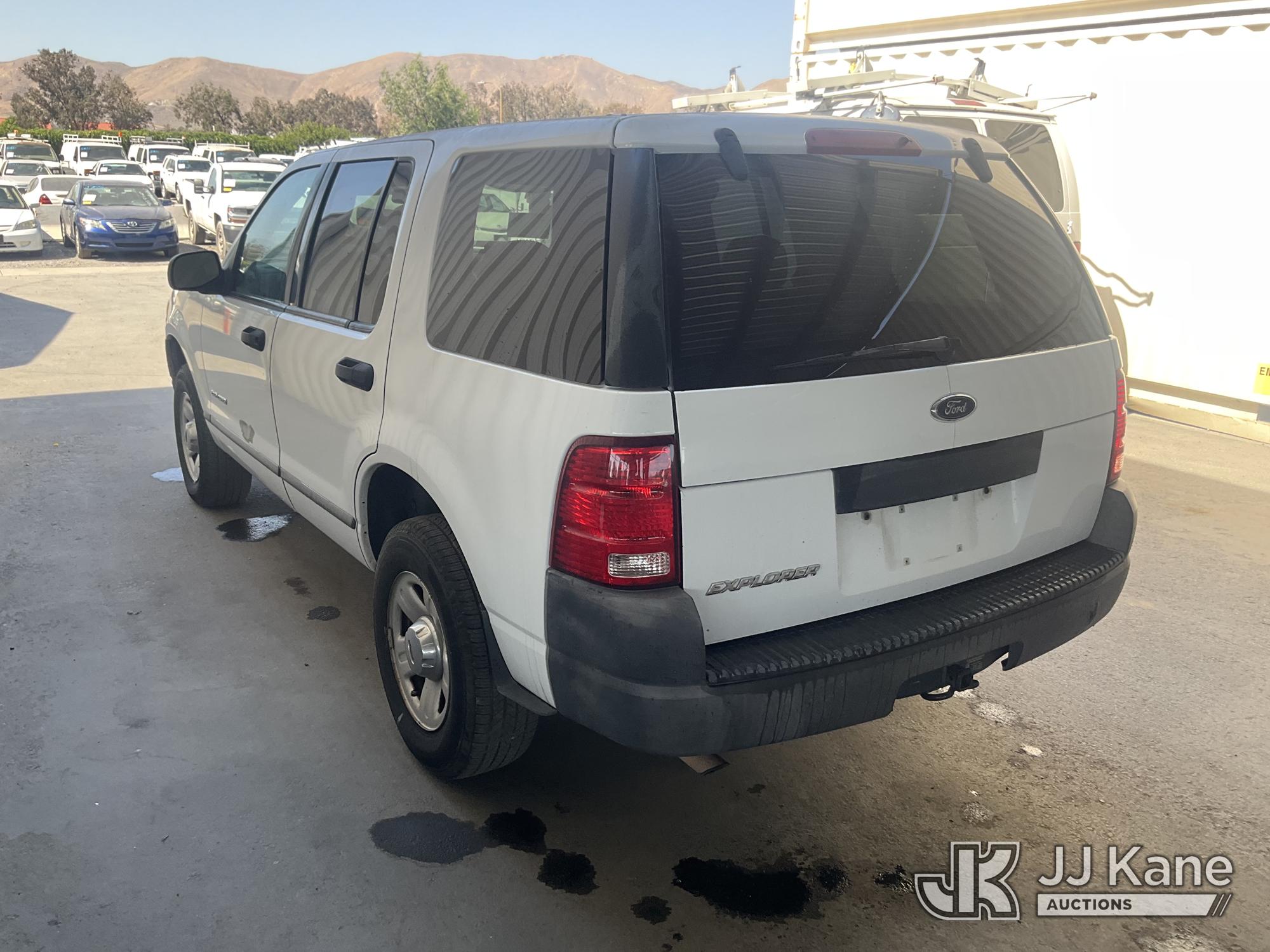 2004 Ford Explorer