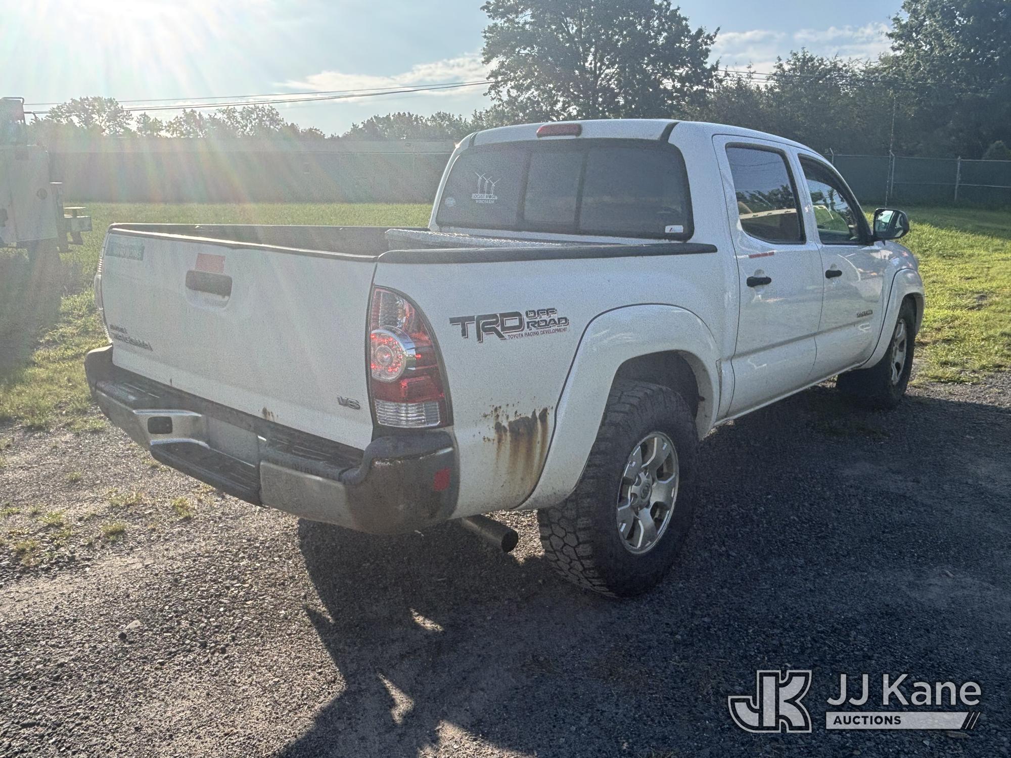 2013 Toyota TACOMA 4X4