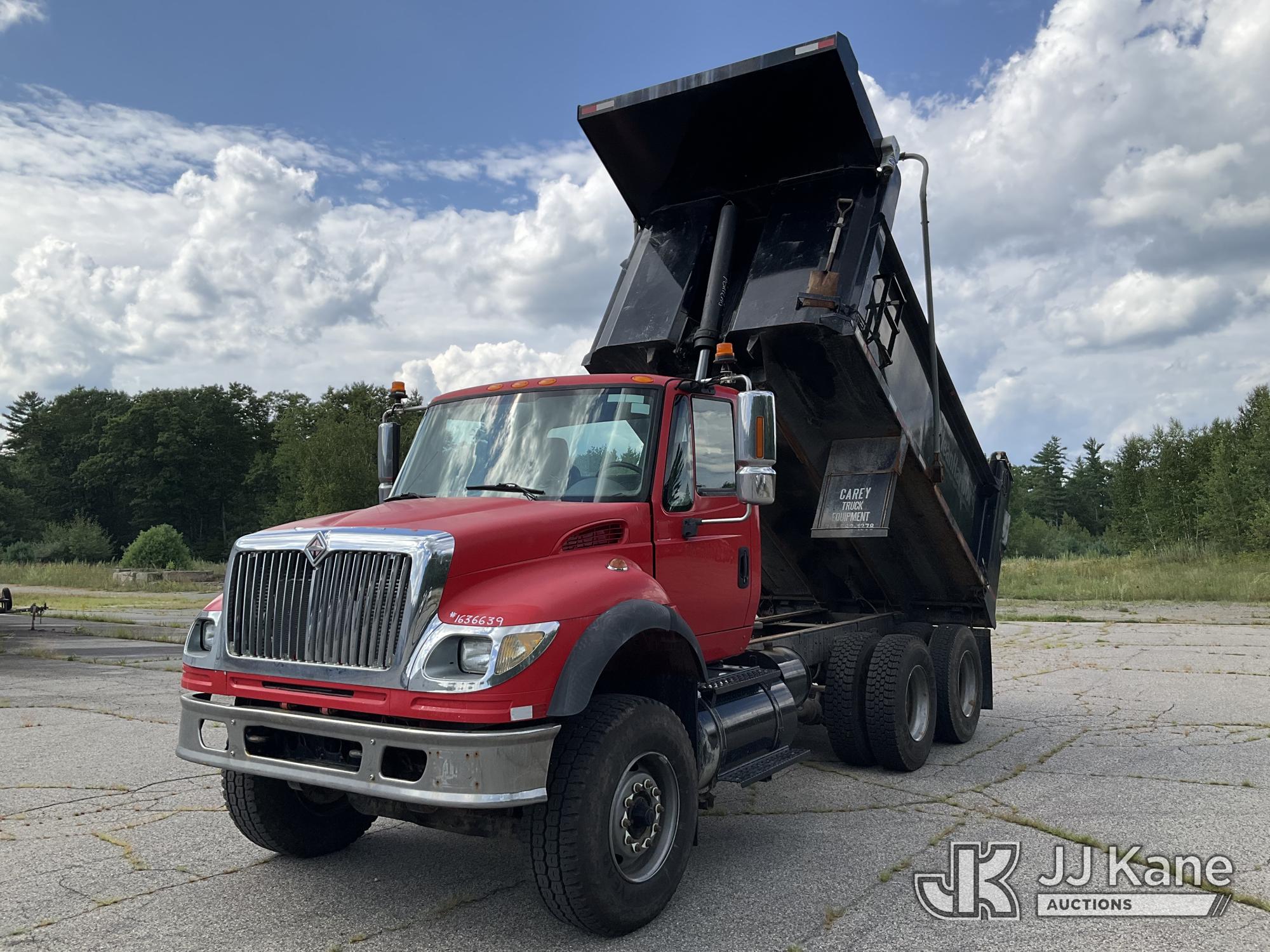 Photo of 2004 International 7600