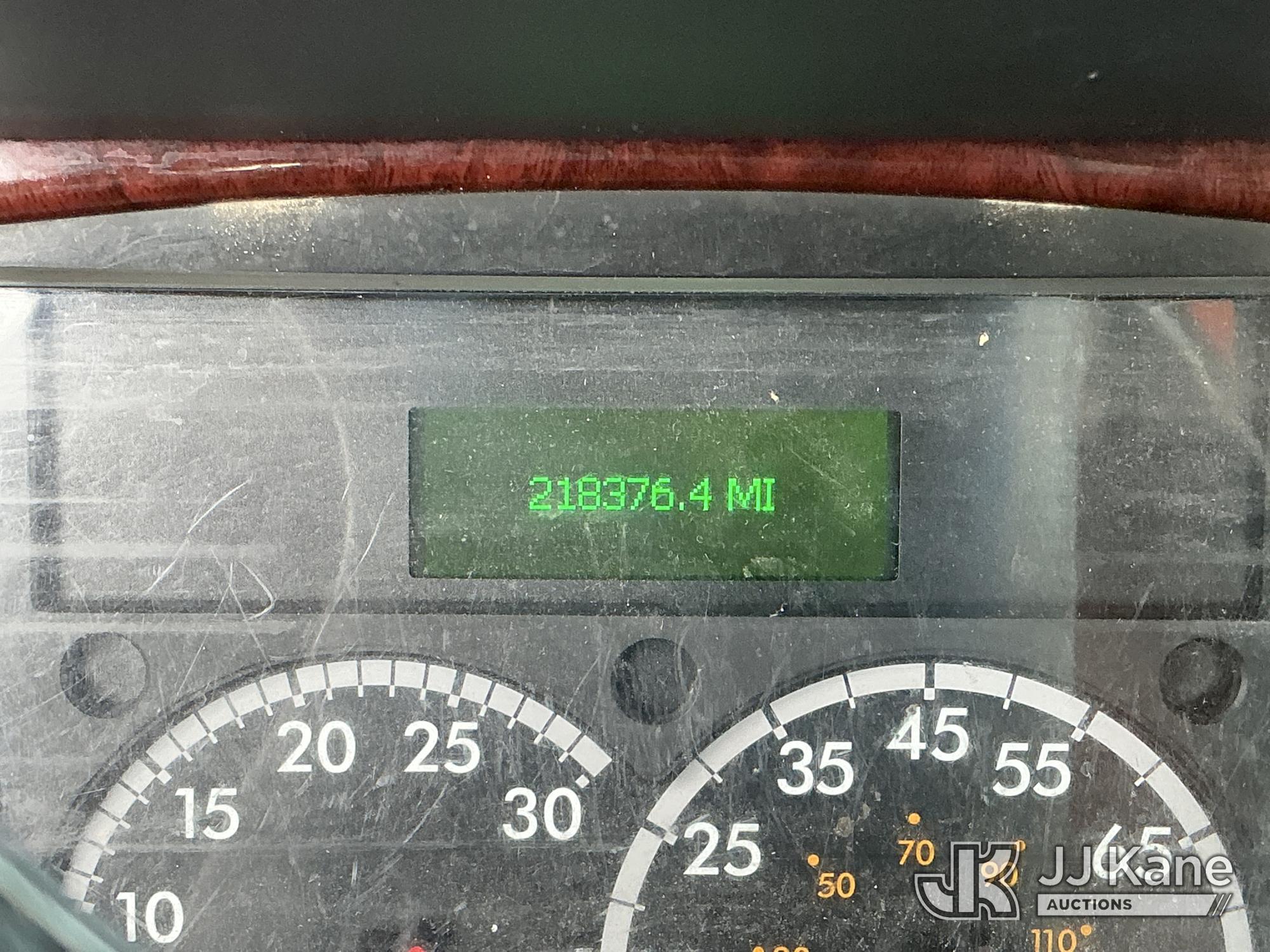 2016 Freightliner M2 112