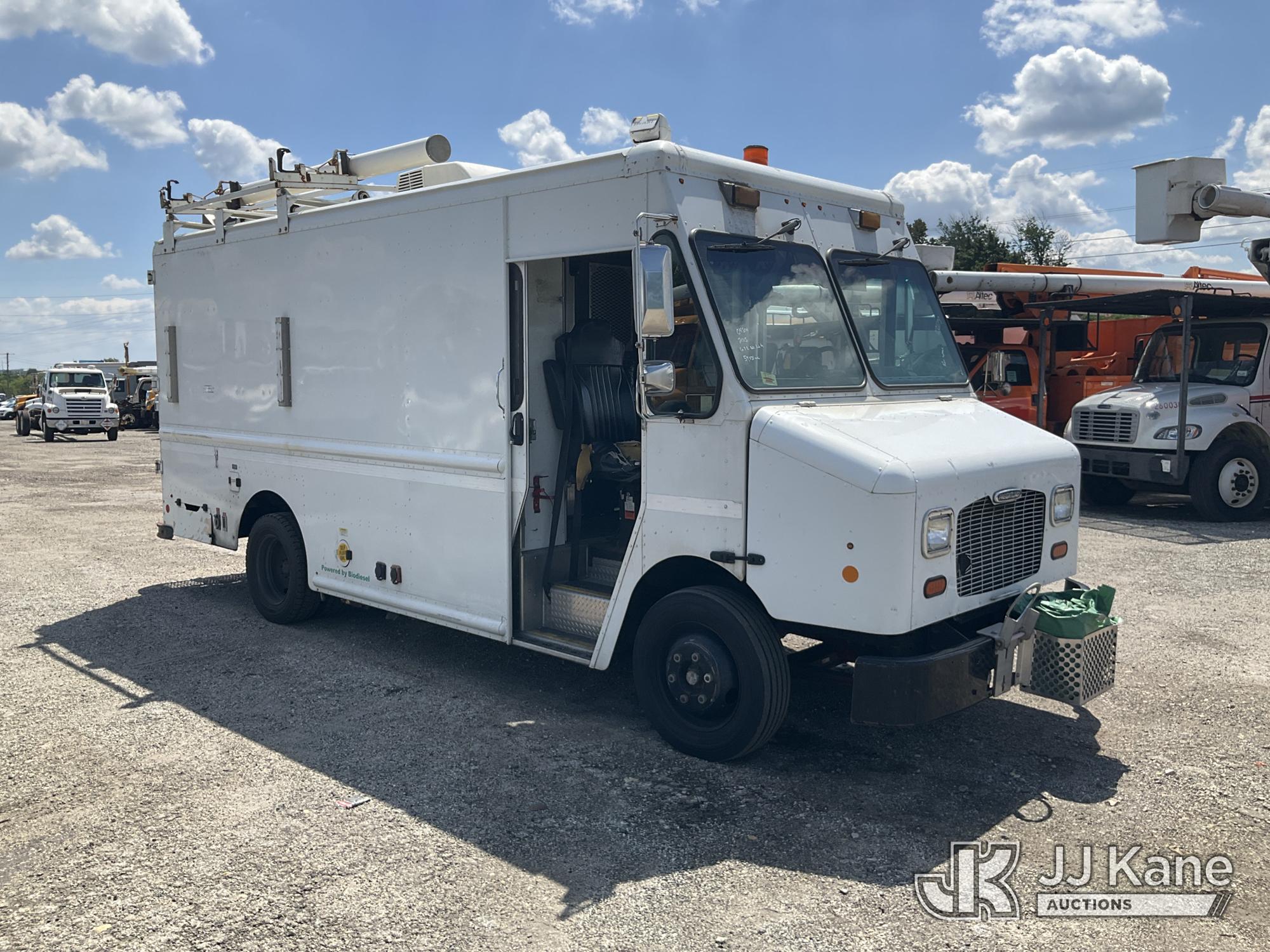 2015 Freightliner MT45 Chassis