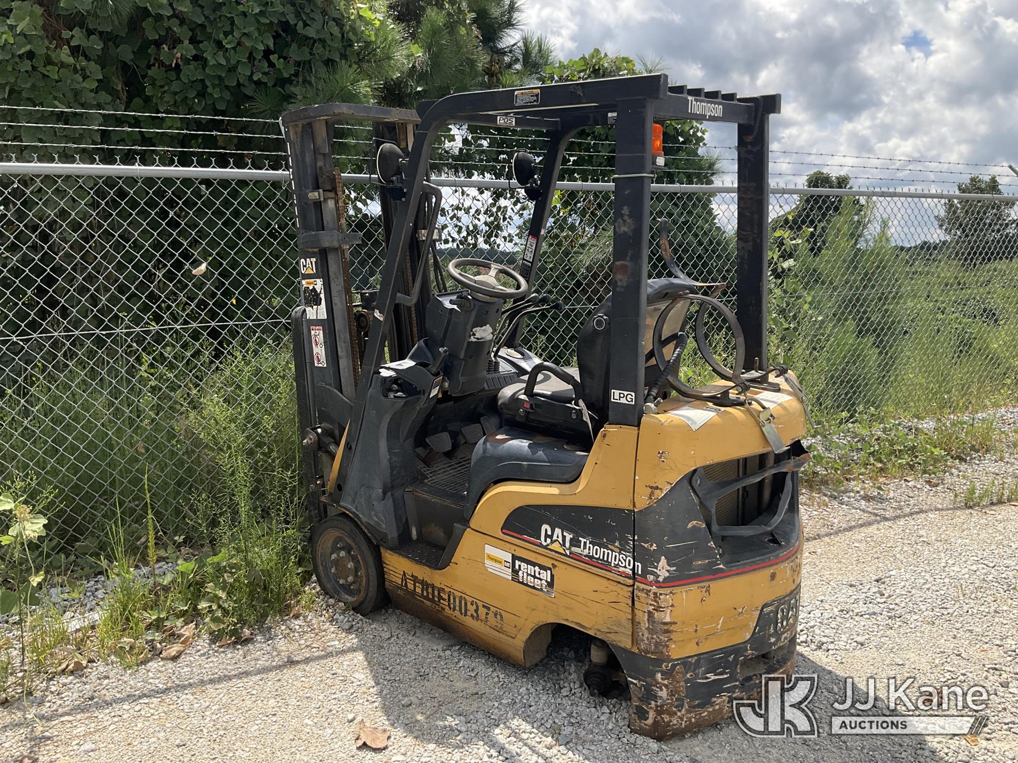 0 Caterpillar C3000