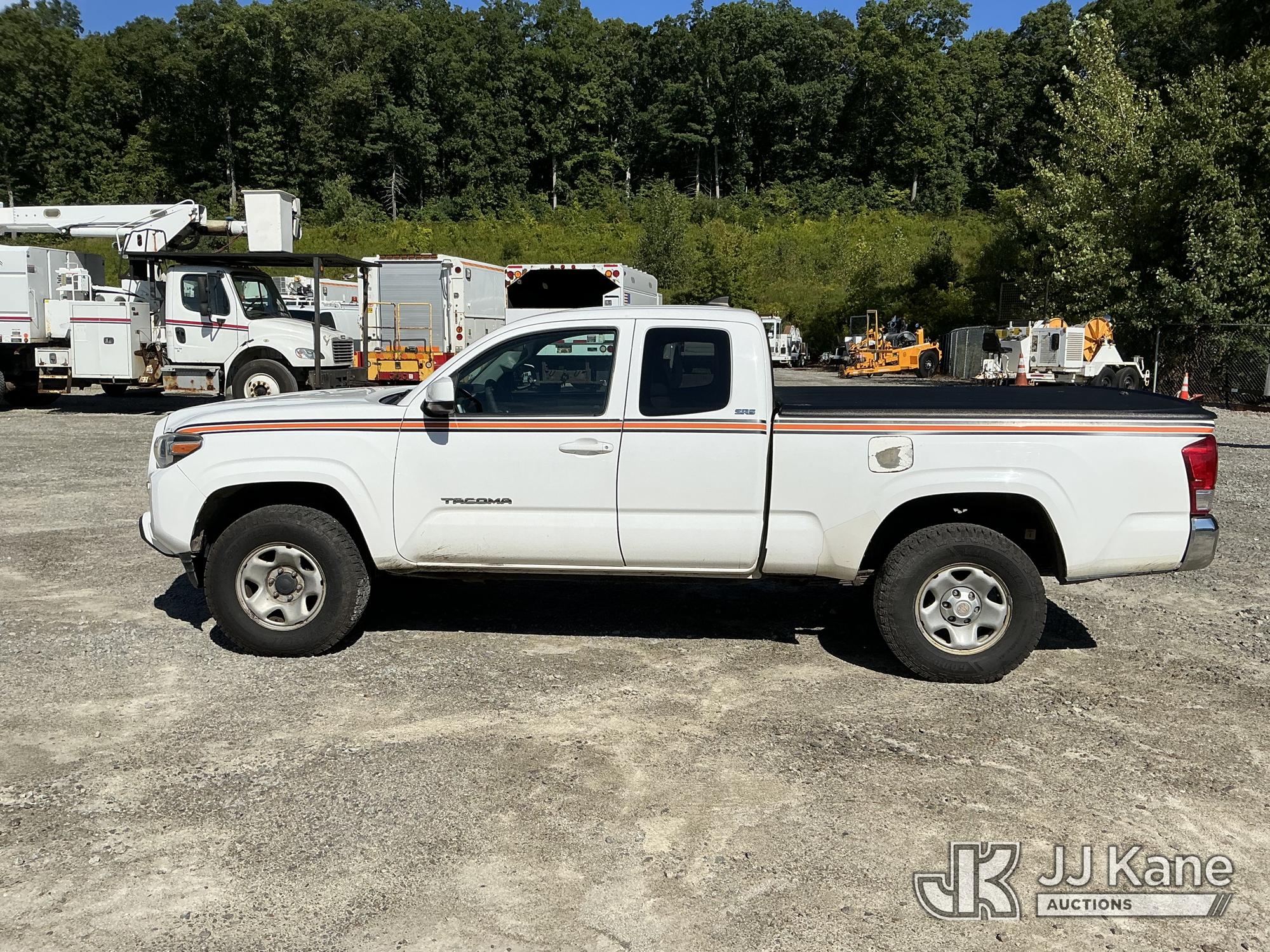2016 Toyota TACOMA 4X4