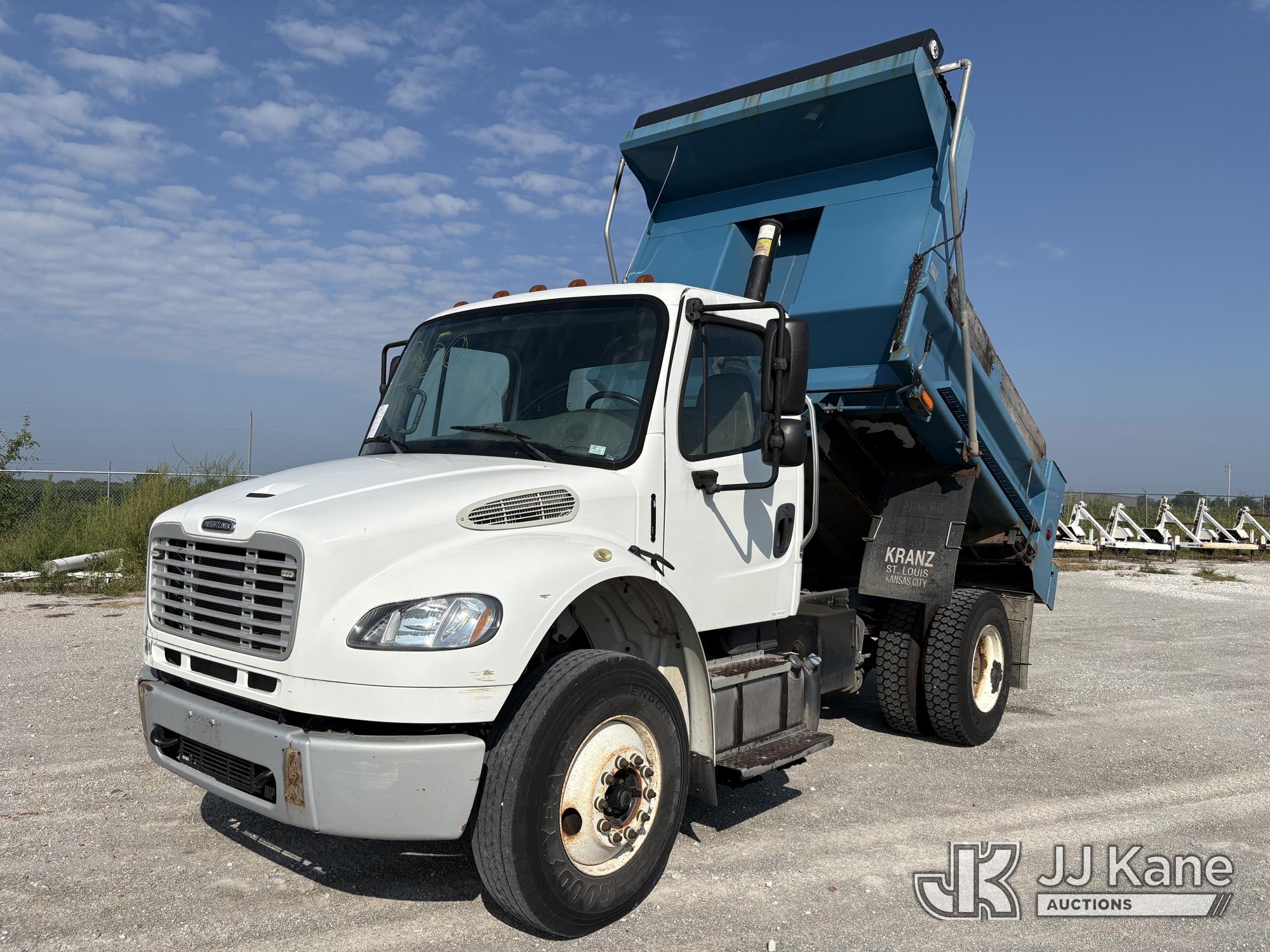2015 Freightliner M2 106