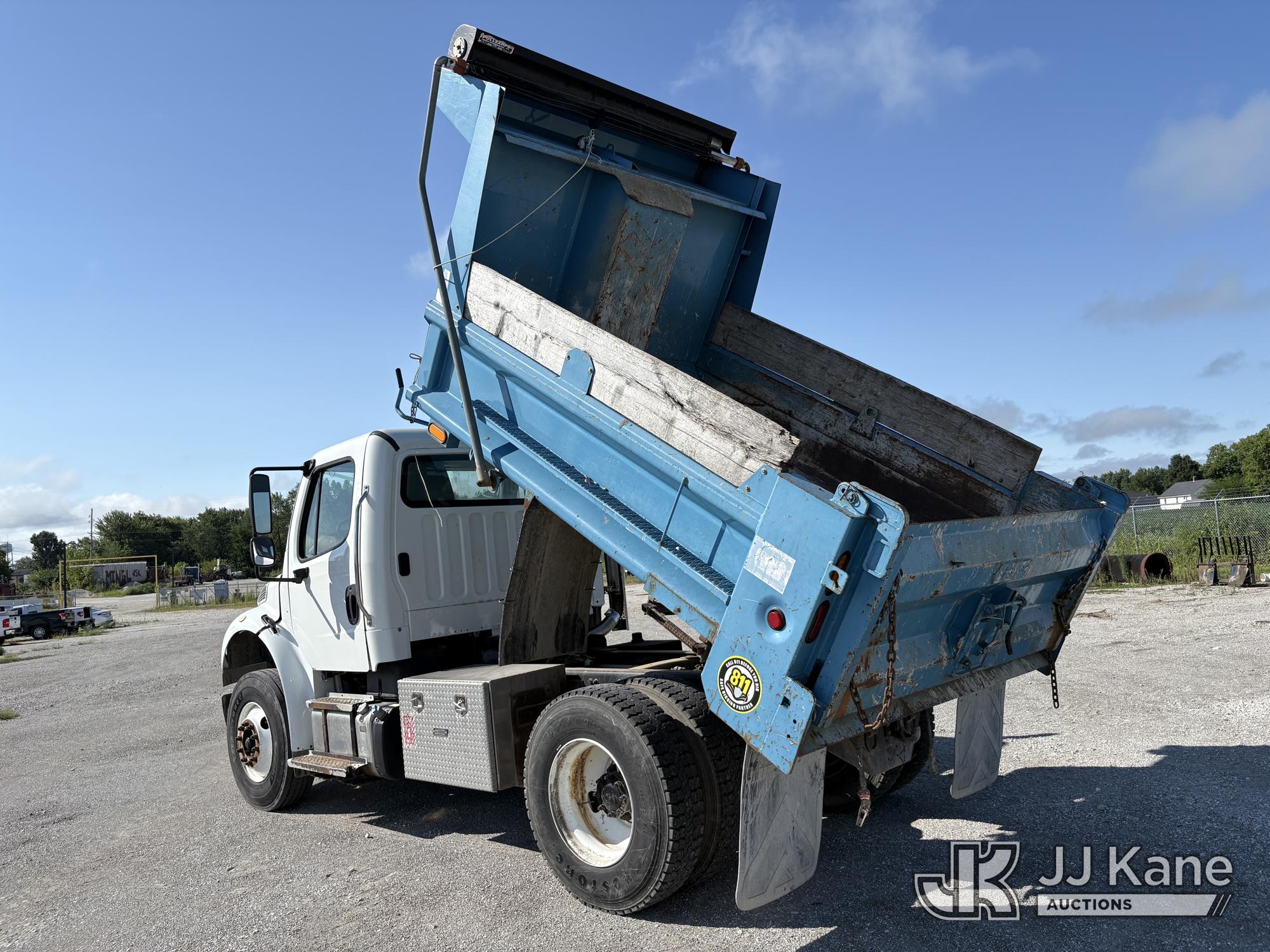 2015 Freightliner M2 106 MEDIUM DUTY
