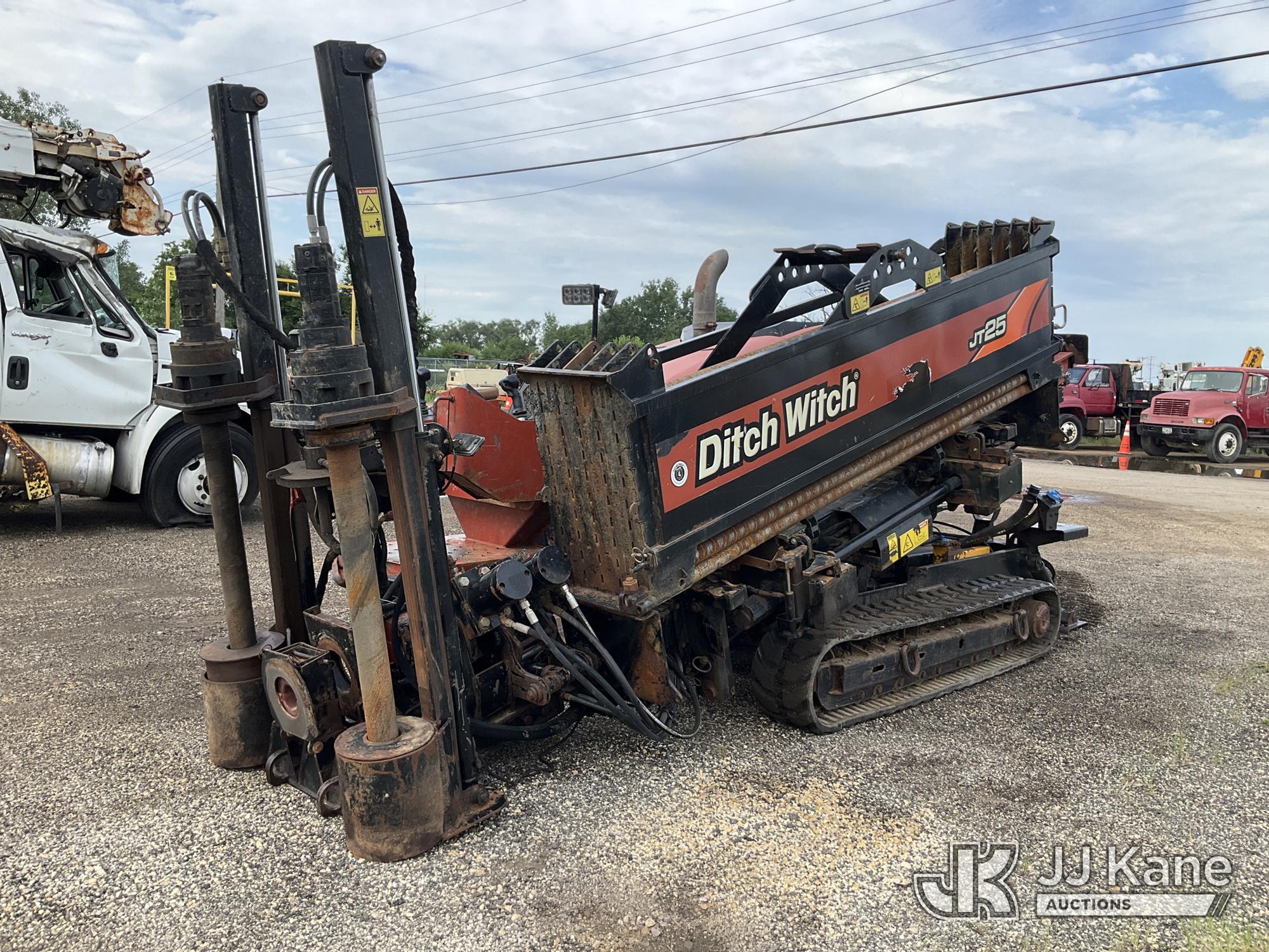 Photo of 2016 Ditch Witch JT25