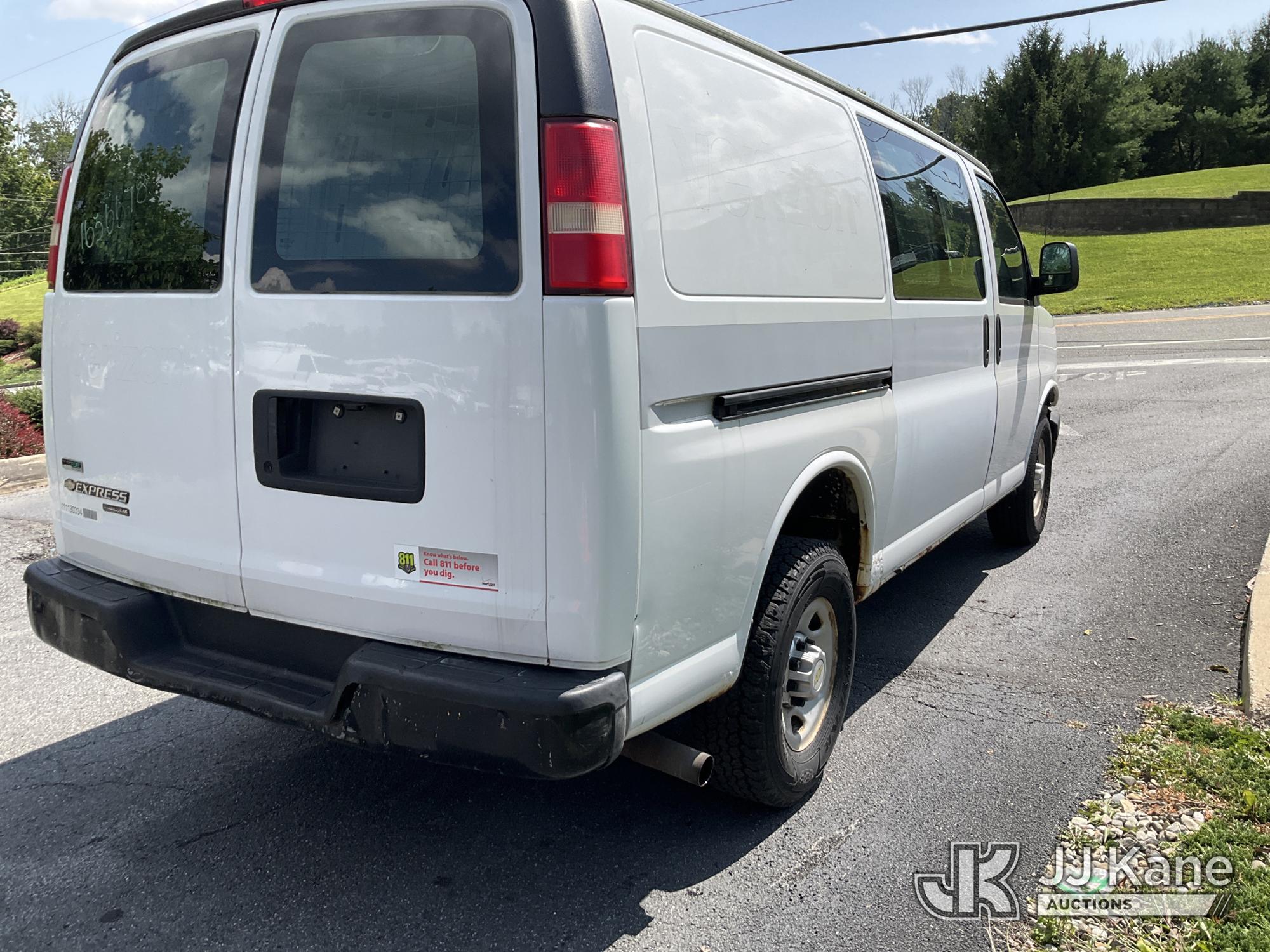 2011 Chevrolet EXPRESS G2500