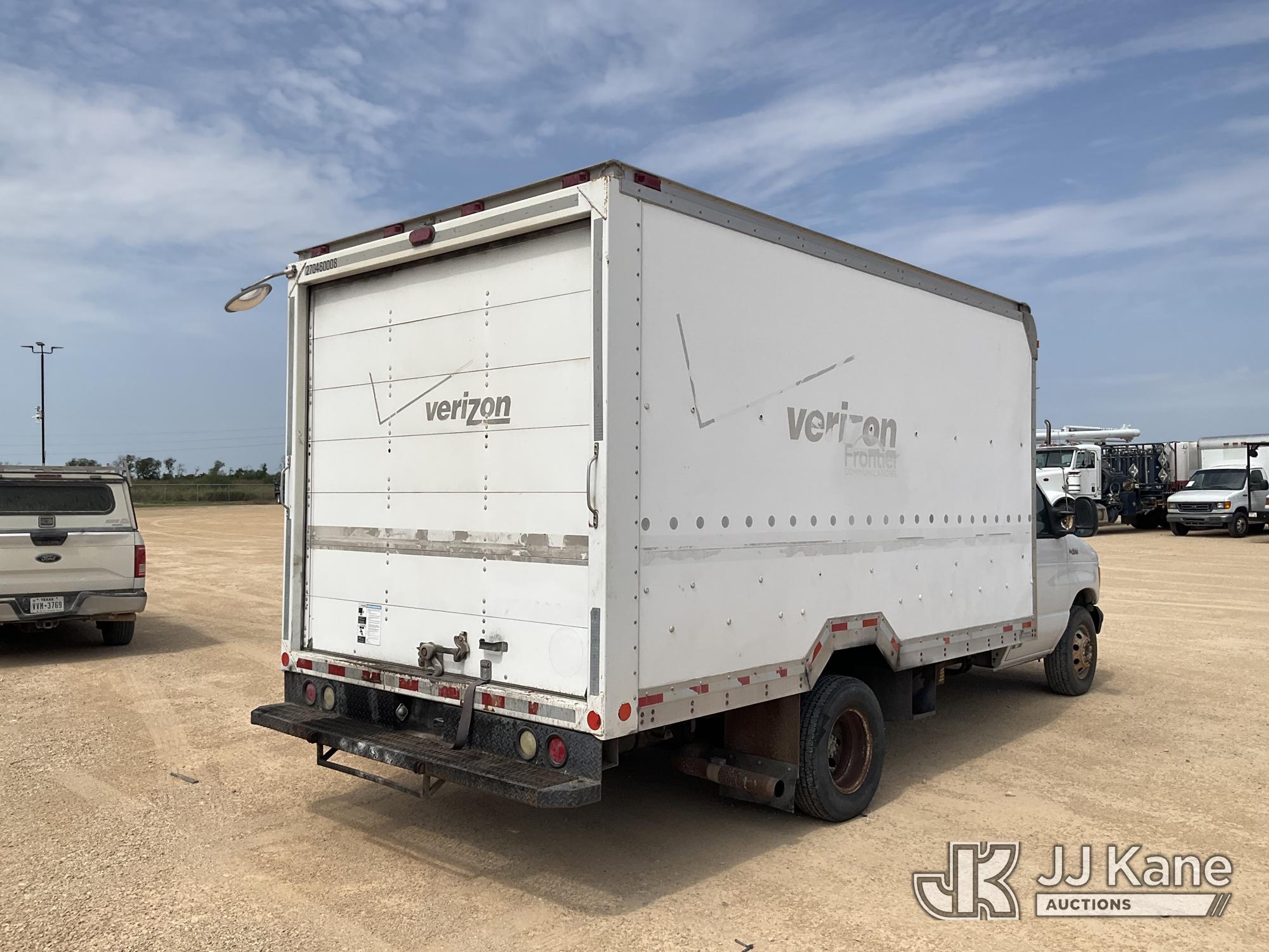 2004 Ford E450