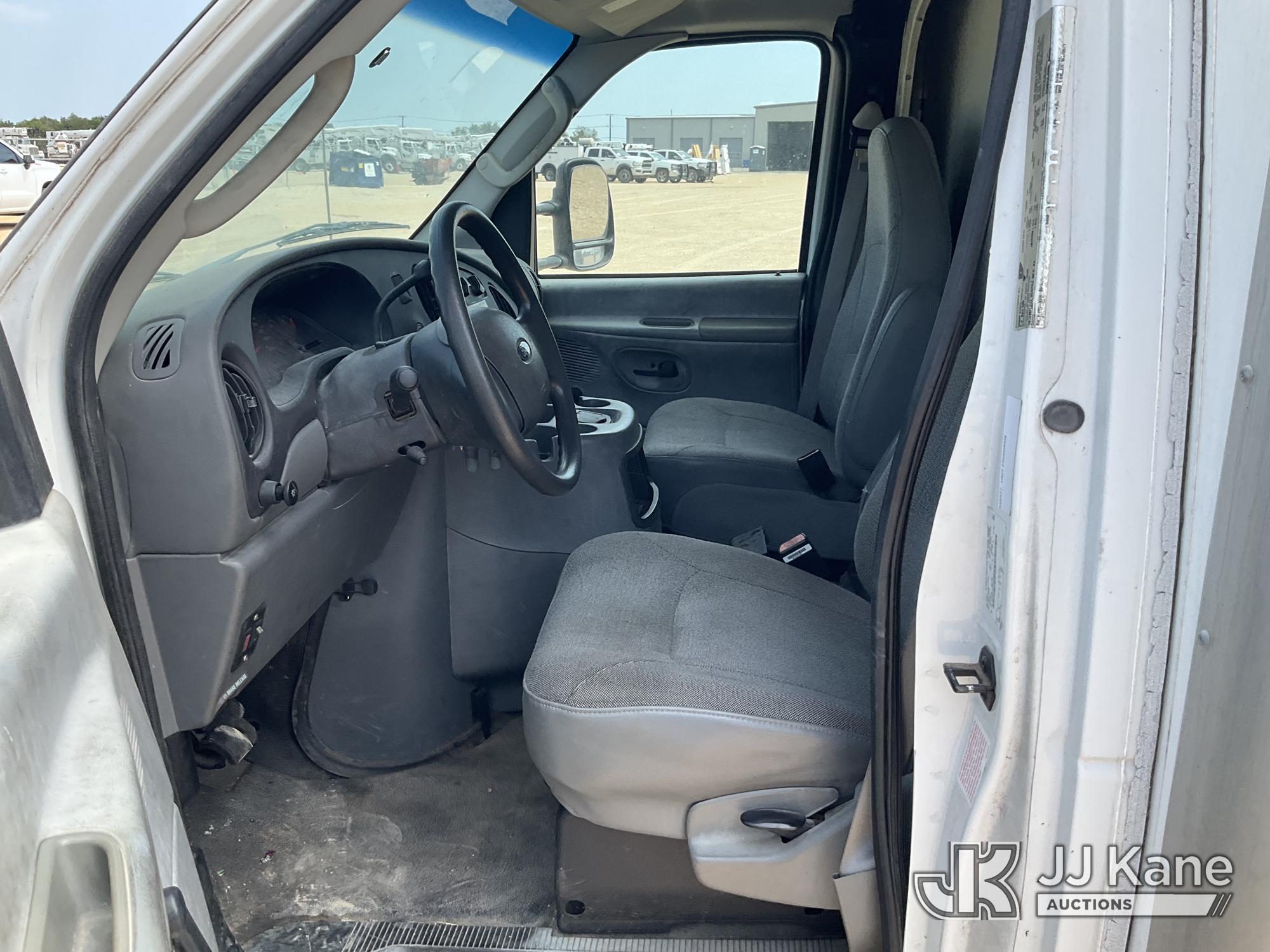 2004 Ford E450