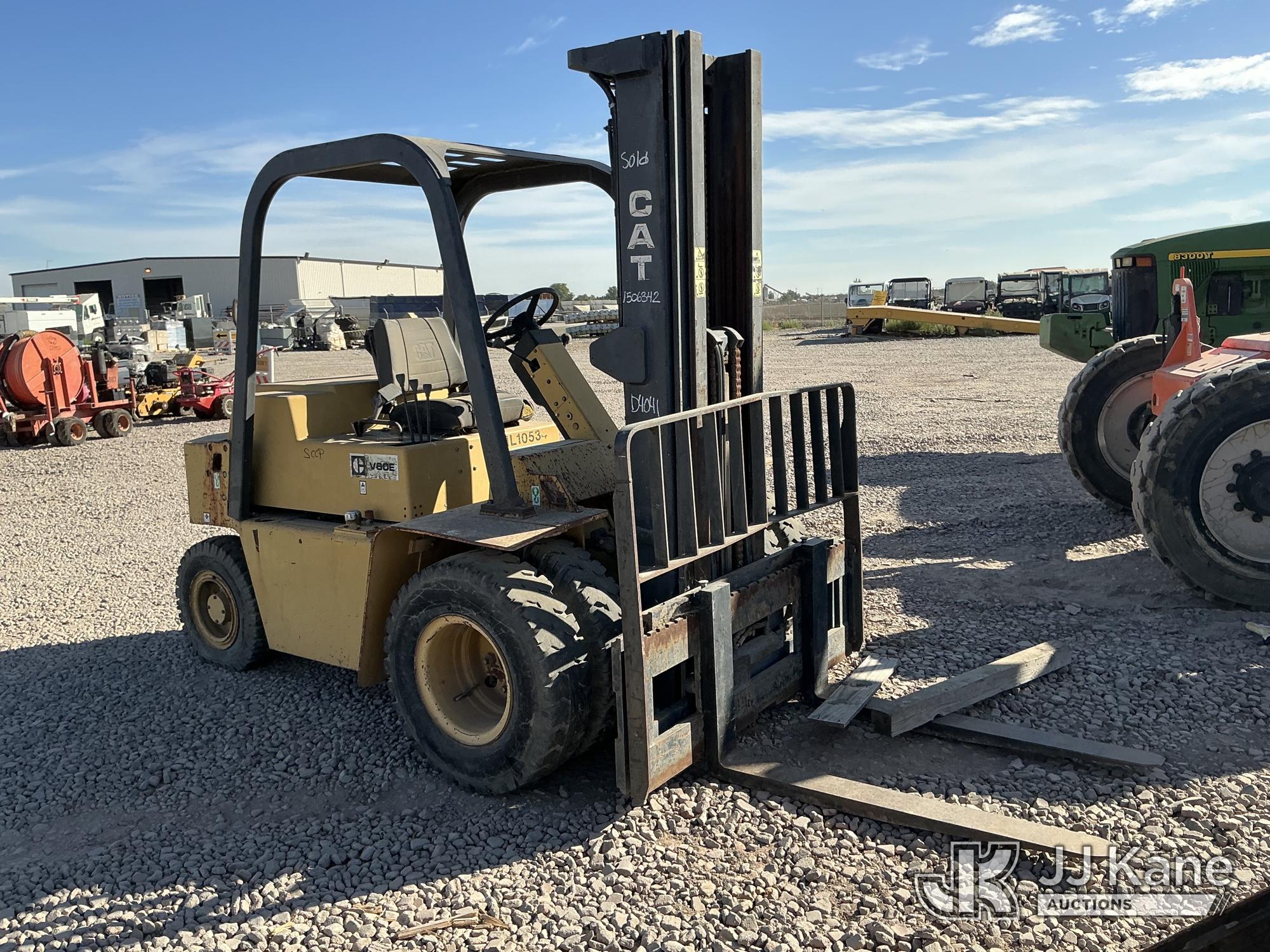 Caterpillar V60E Pneumatic Tired Forklift